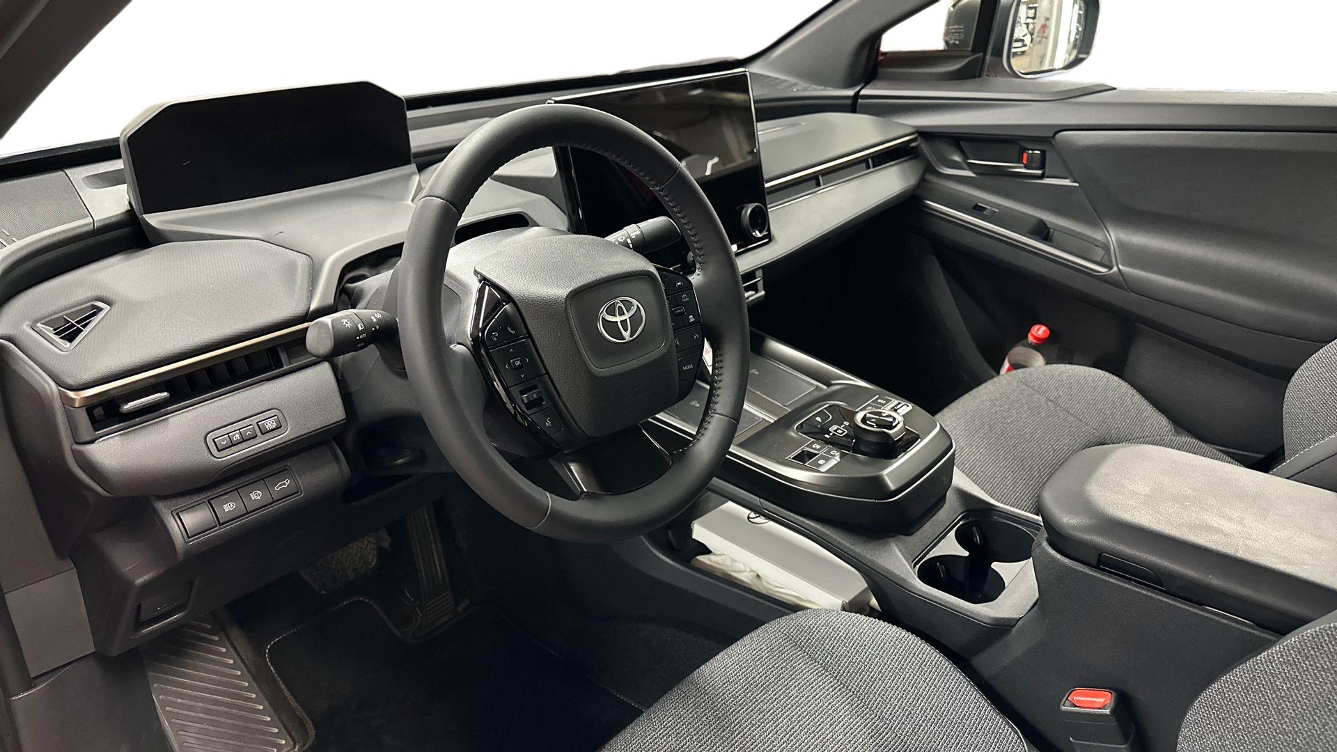 Toyota bZ4X 2026