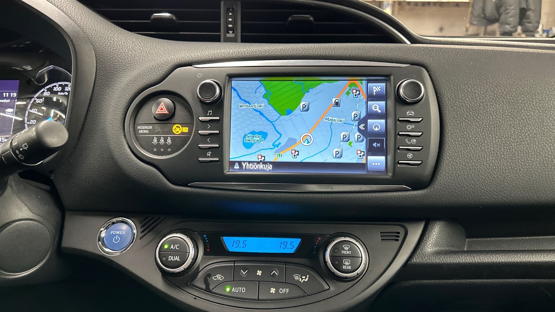 TOYOTA YARIS 2020