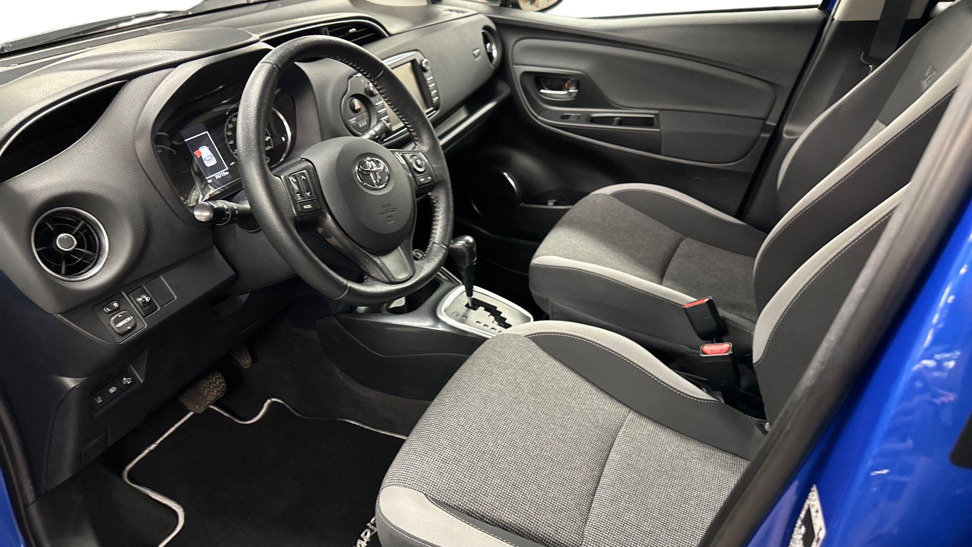 TOYOTA YARIS 2020