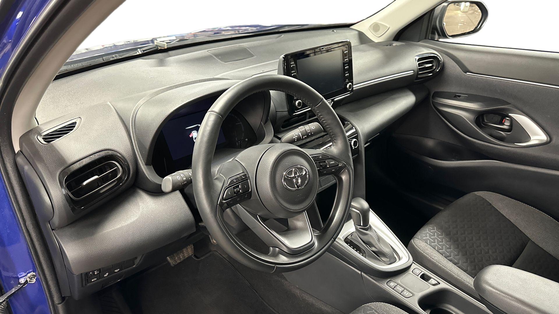 Toyota Yaris Cross 10
