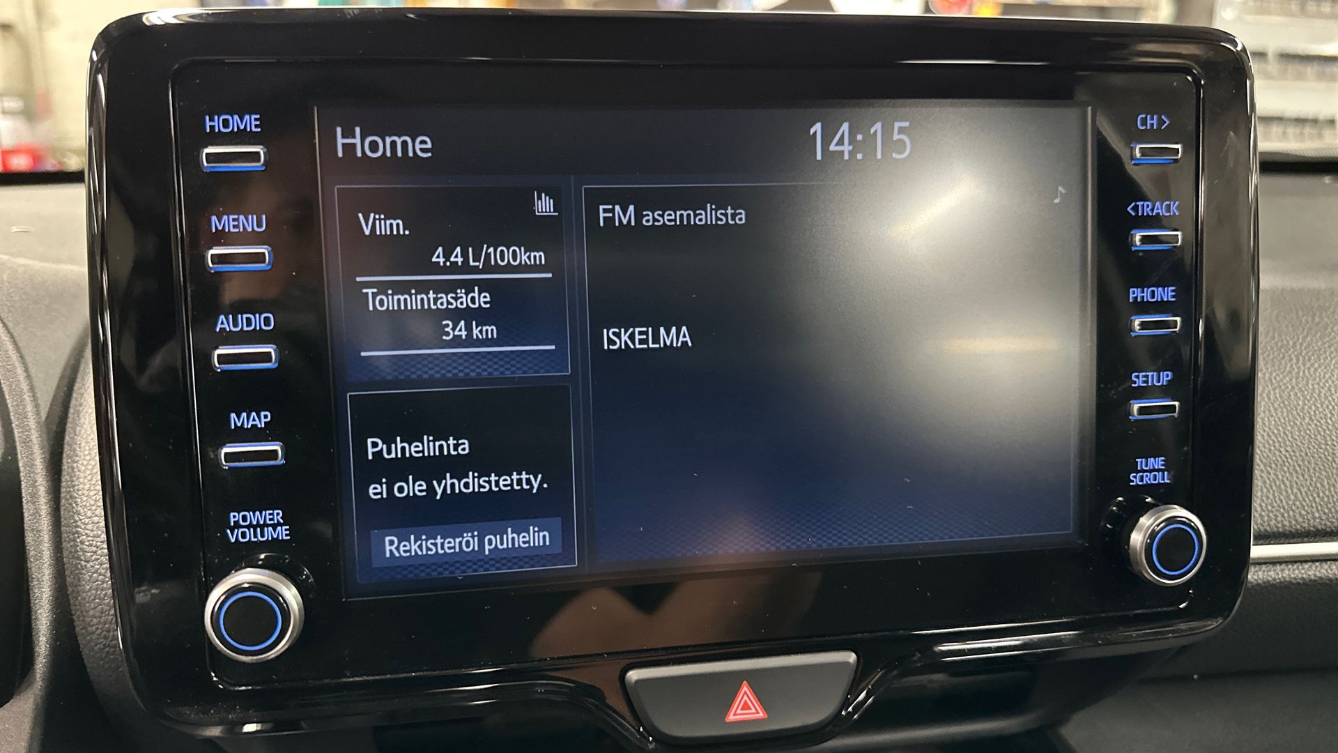 Toyota Yaris Cross 16