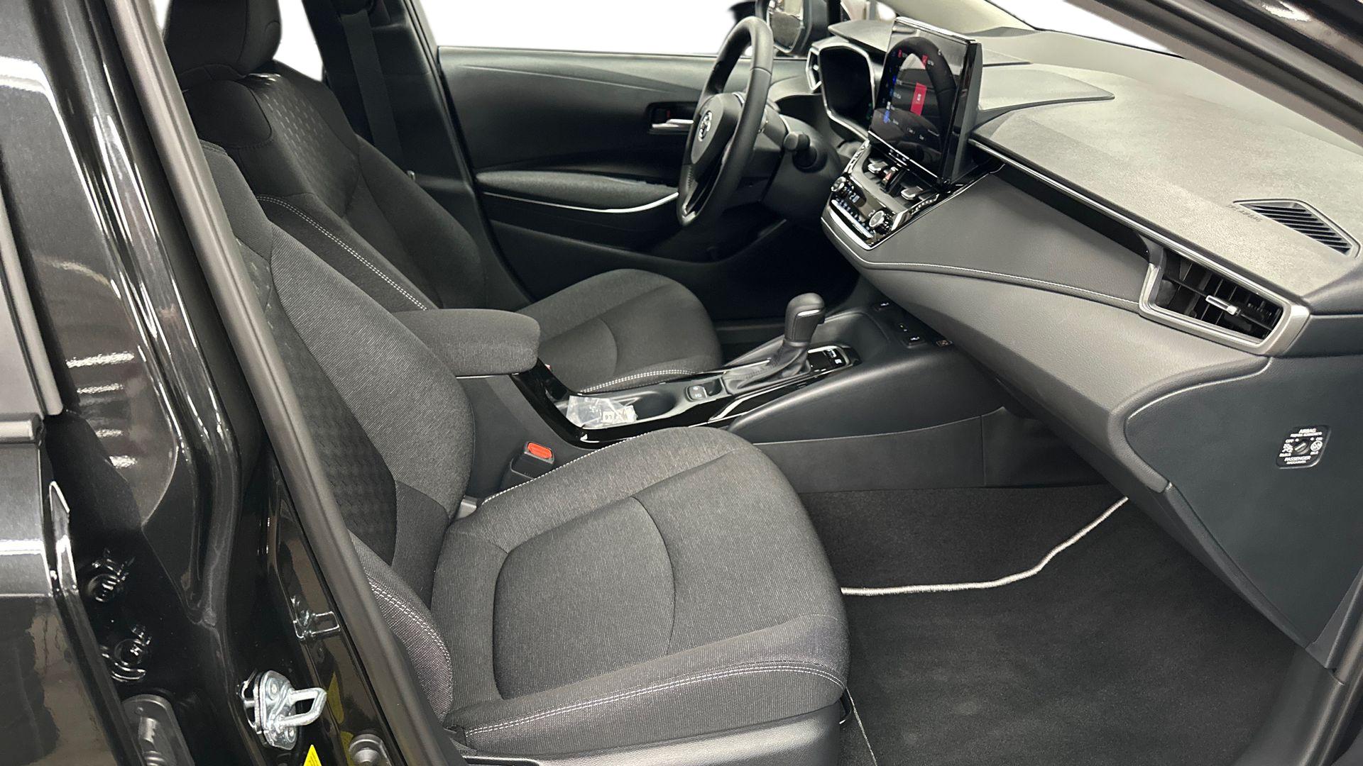 Toyota Corolla 17
