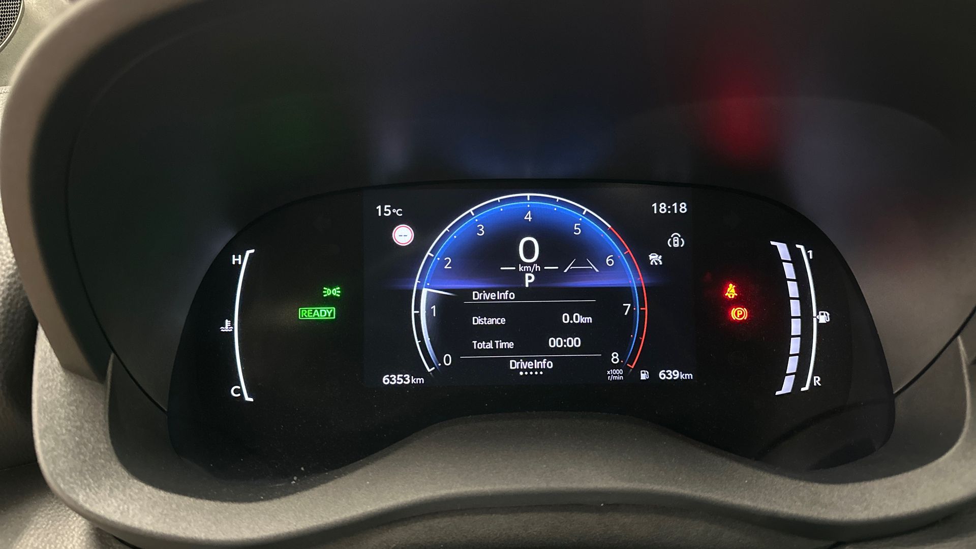 Toyota Yaris Cross 15