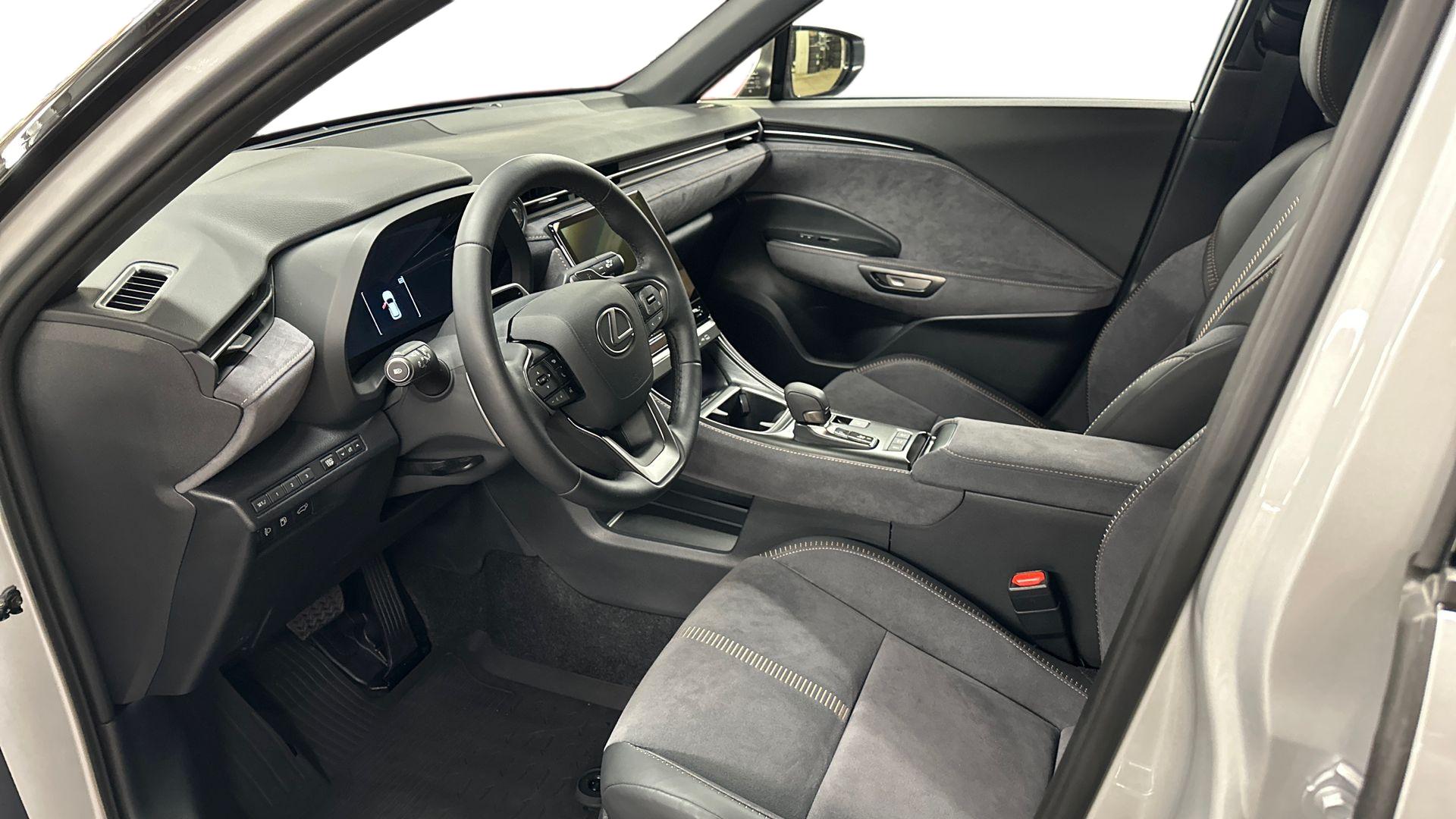 Lexus LBX 2026