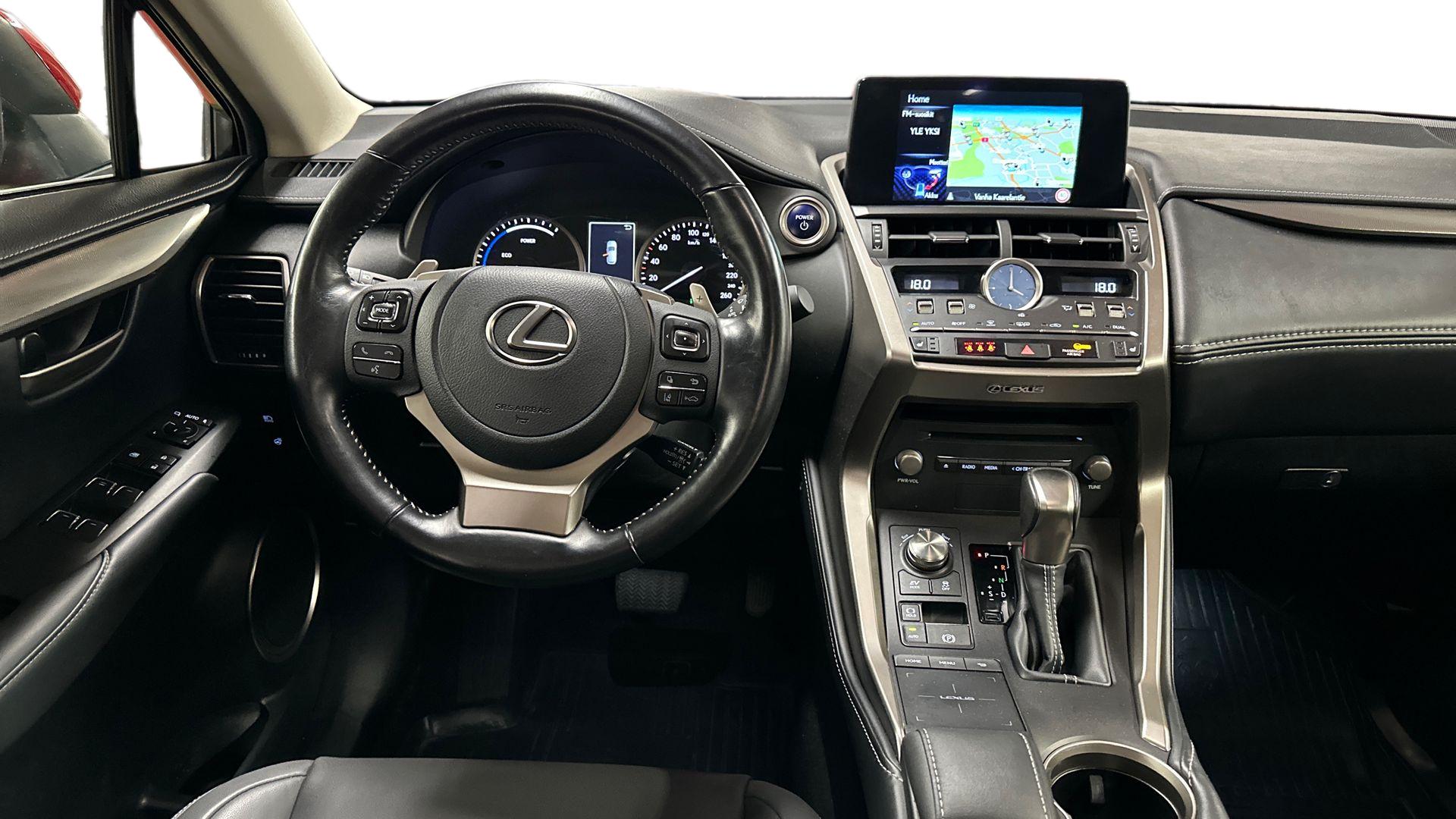 Lexus NX 2022