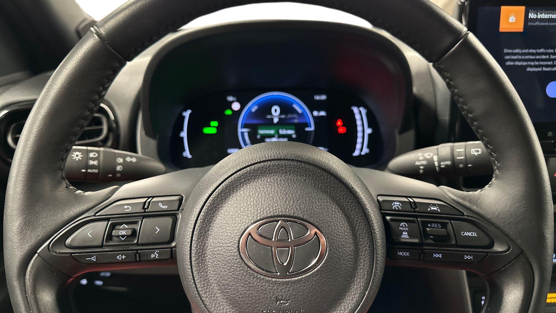 Toyota Yaris Cross 14