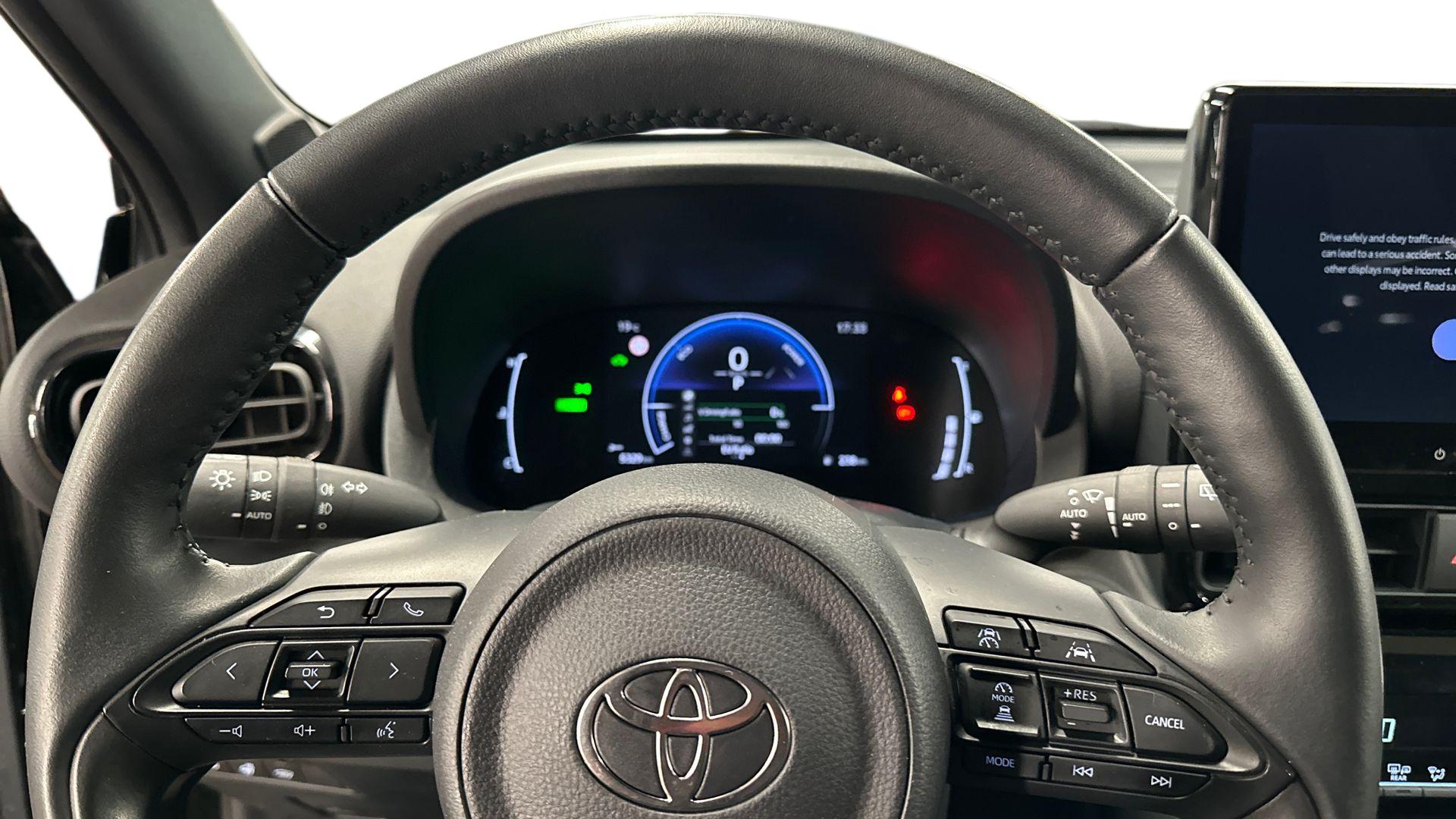 Toyota Yaris Cross 2025