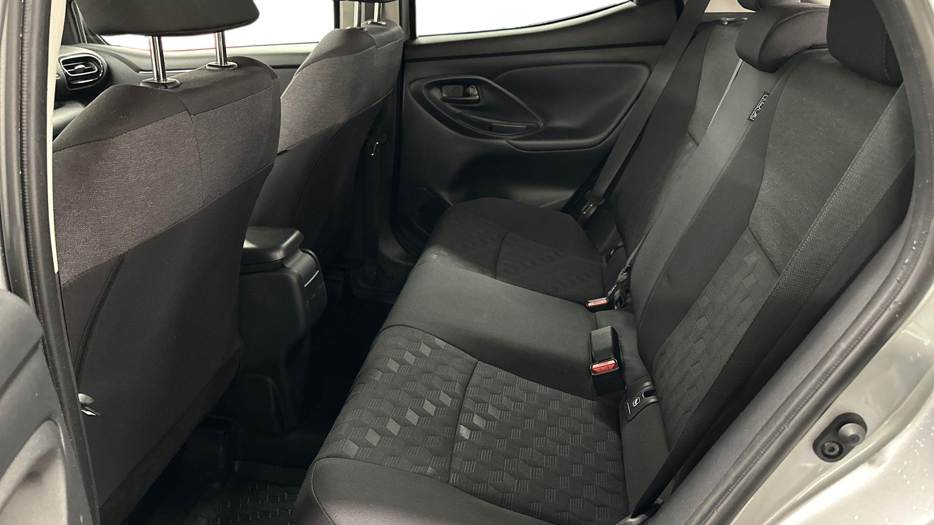 Toyota Yaris 11