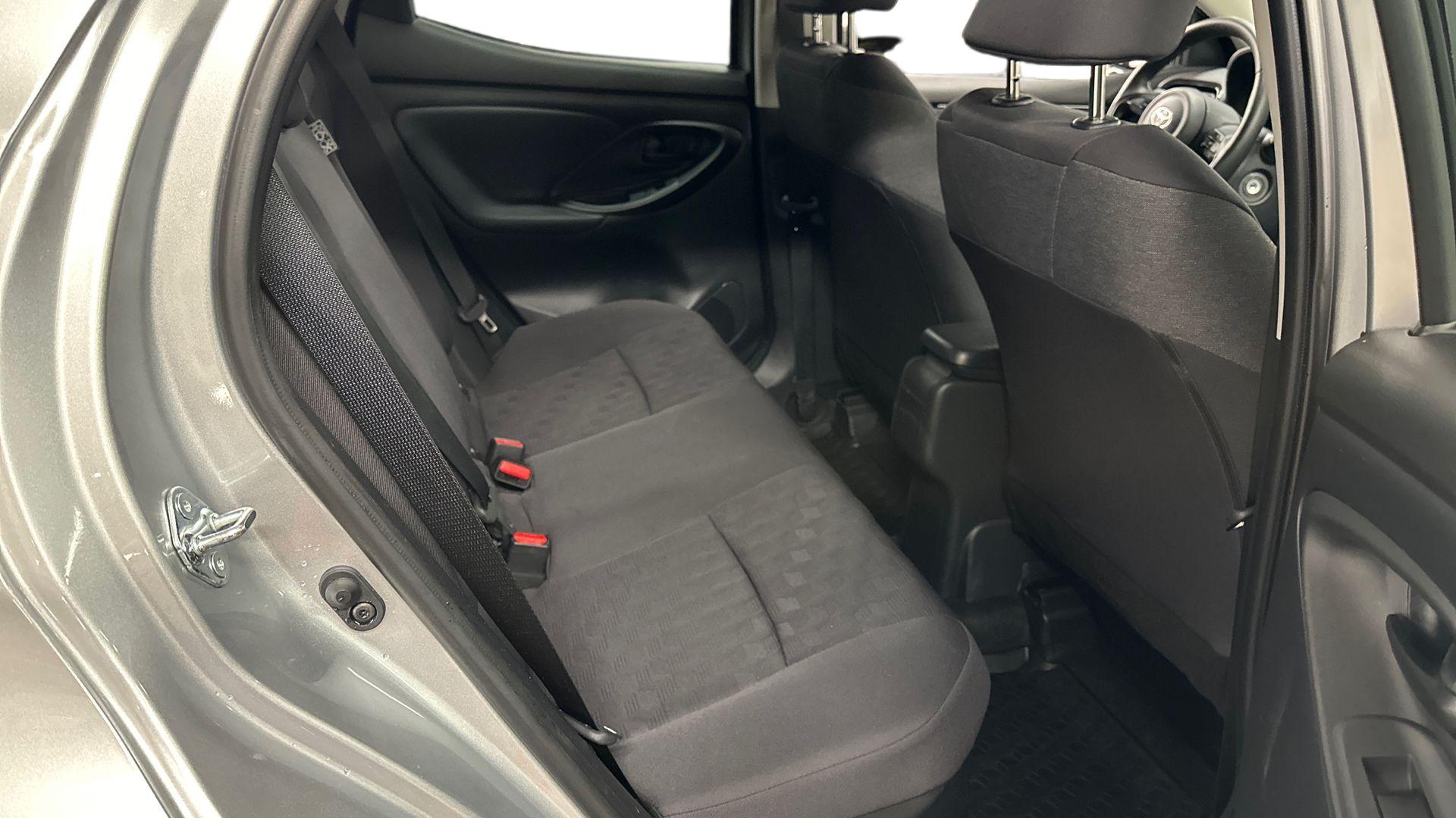 Toyota Yaris 18