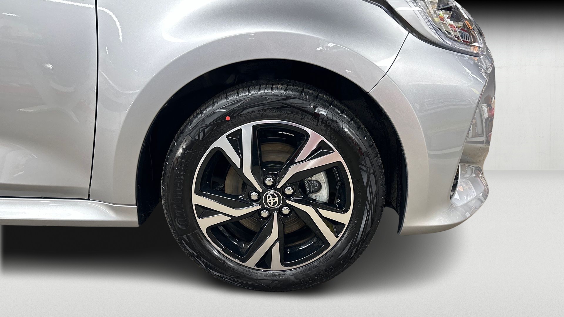 Toyota Yaris 20