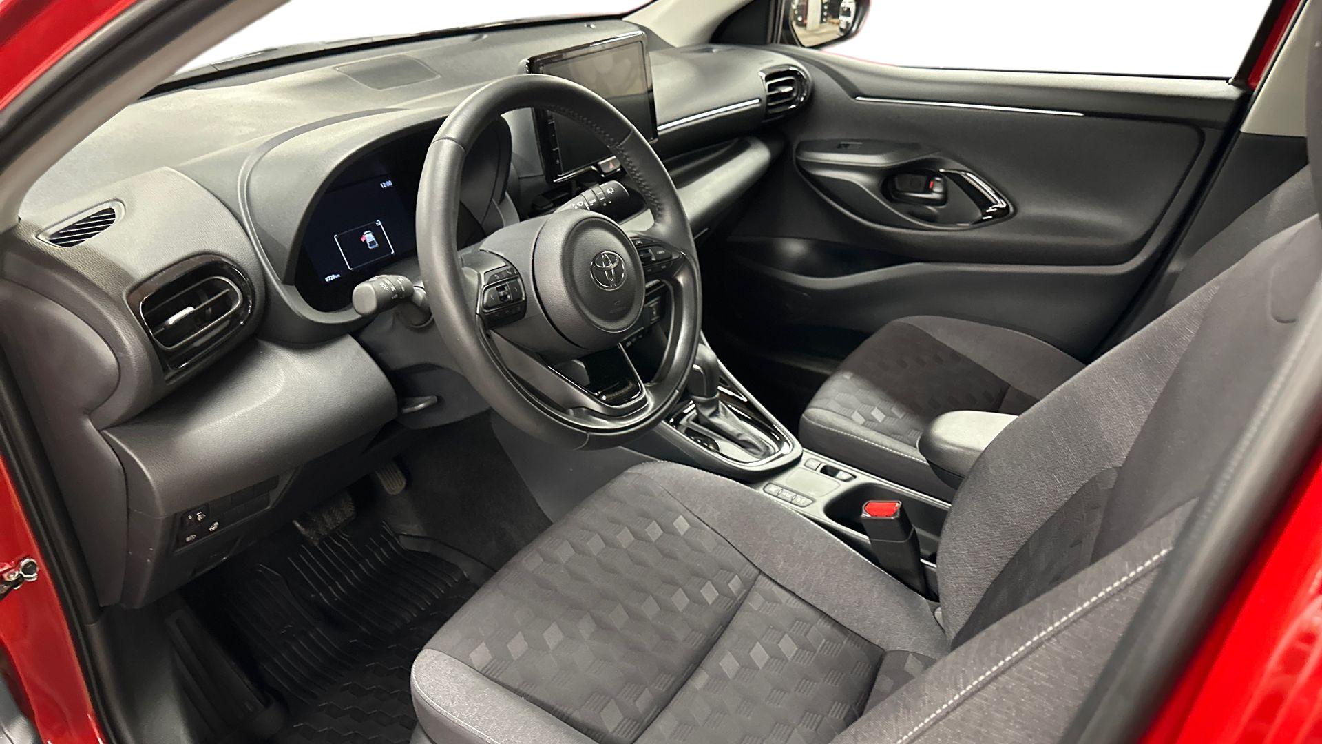 Toyota Yaris 10