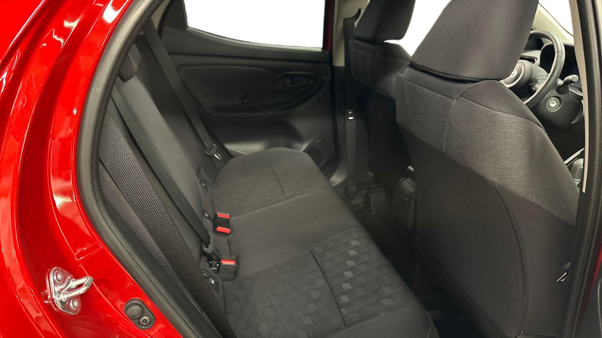 Toyota Yaris 18