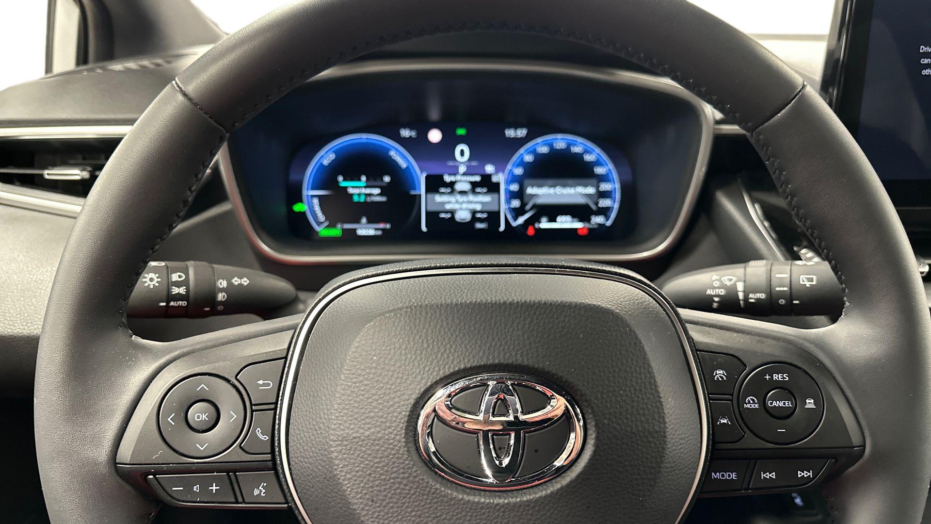 TOYOTA COROLLA 14