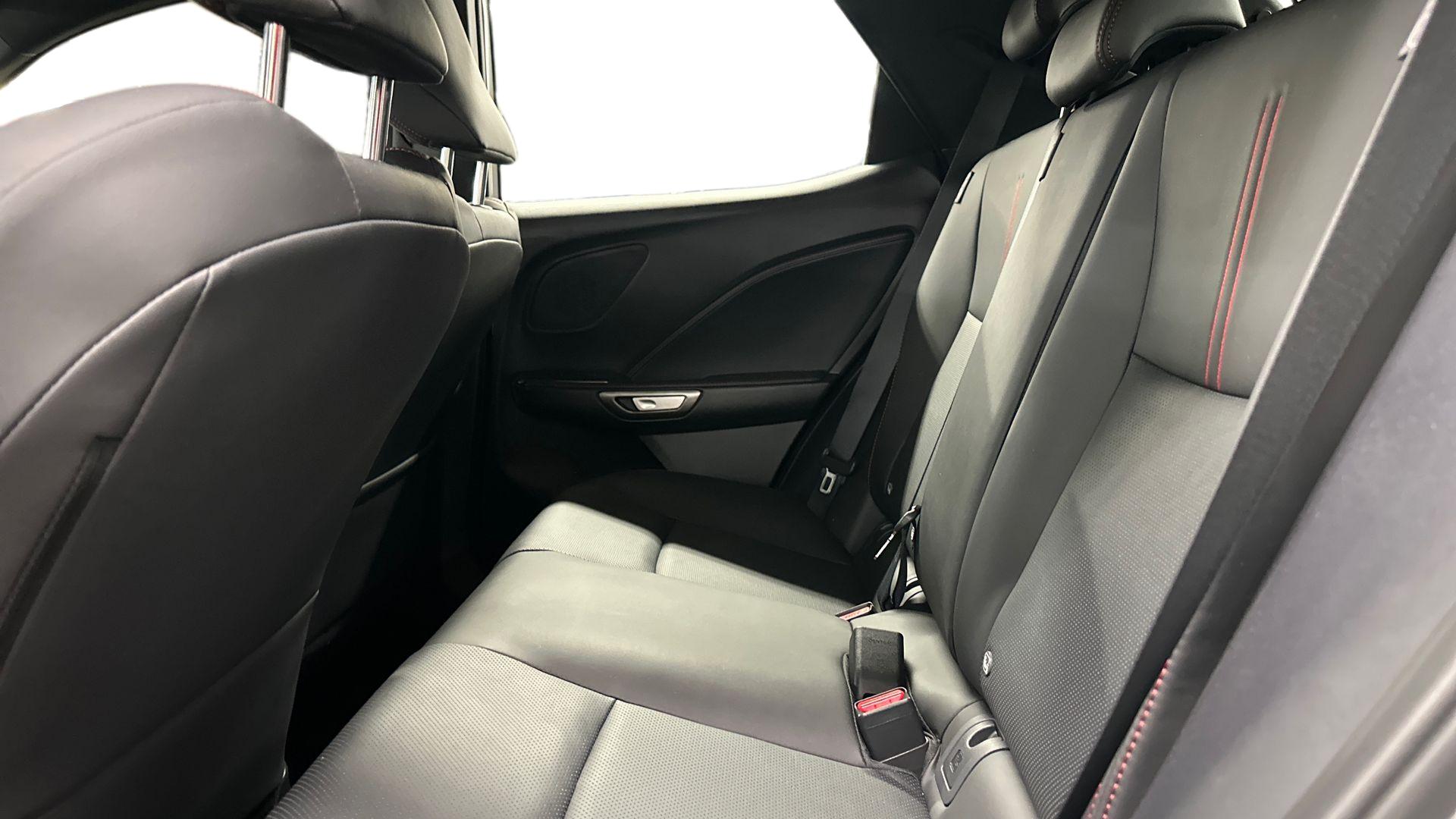 Lexus LBX 11
