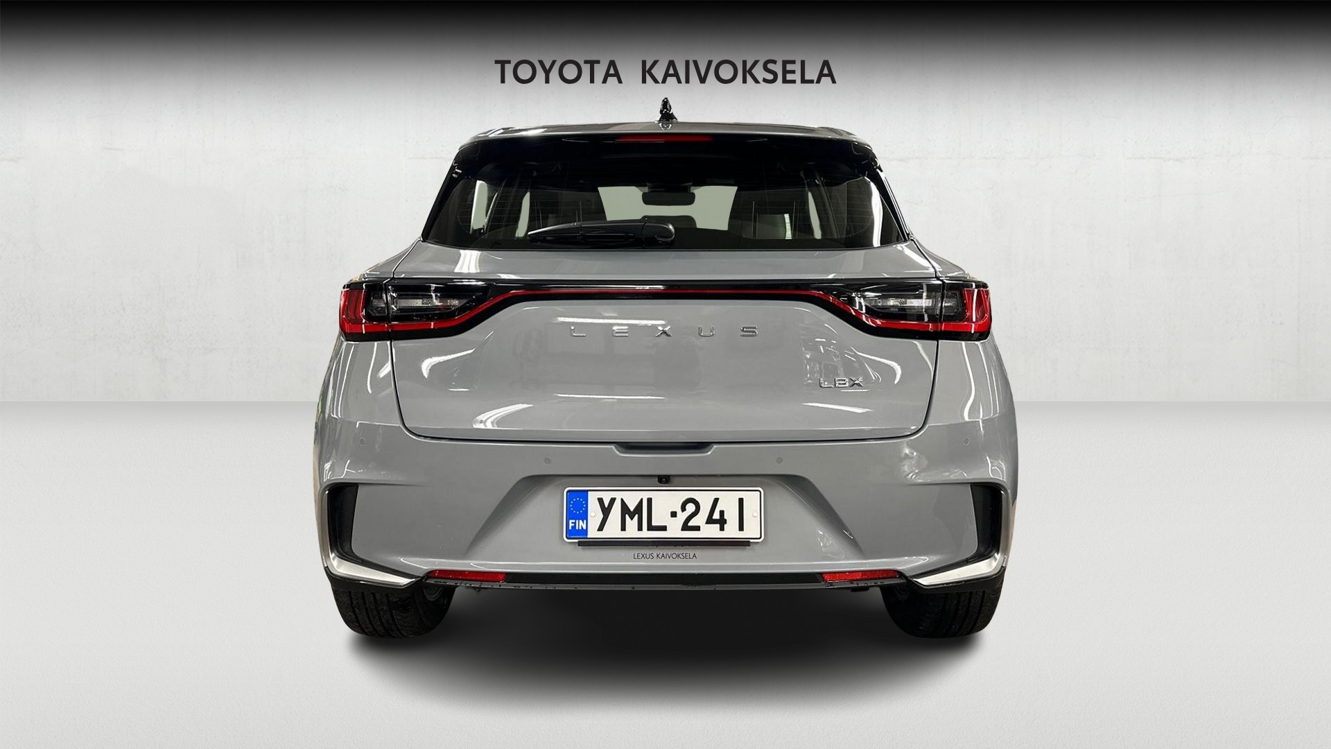 Lexus LBX 6