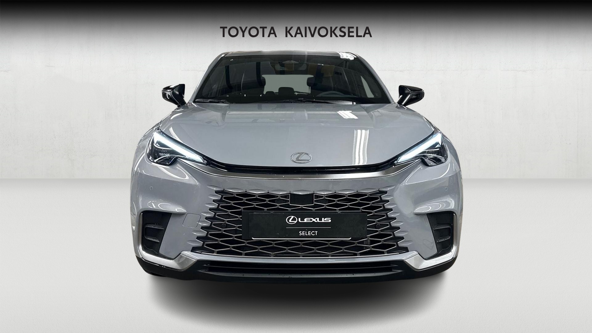 Lexus LBX 9