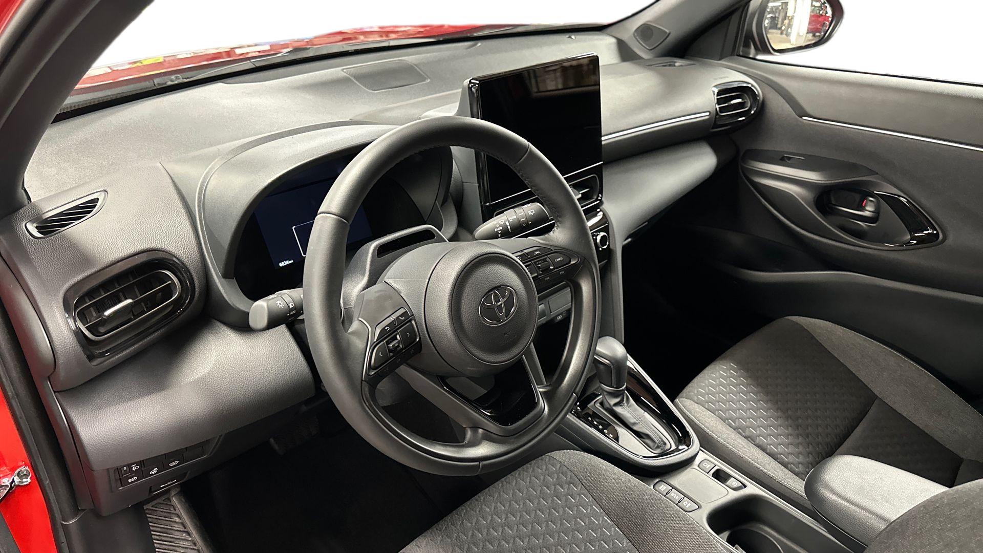 Toyota Yaris Cross 10