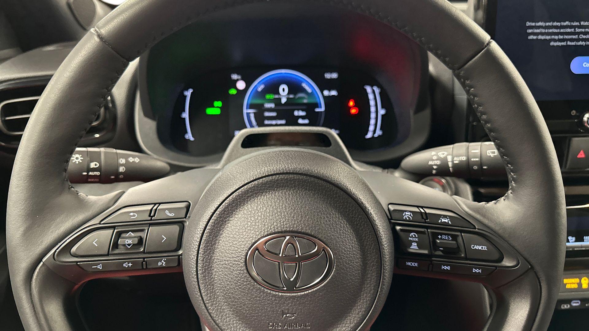 Toyota Yaris Cross 14