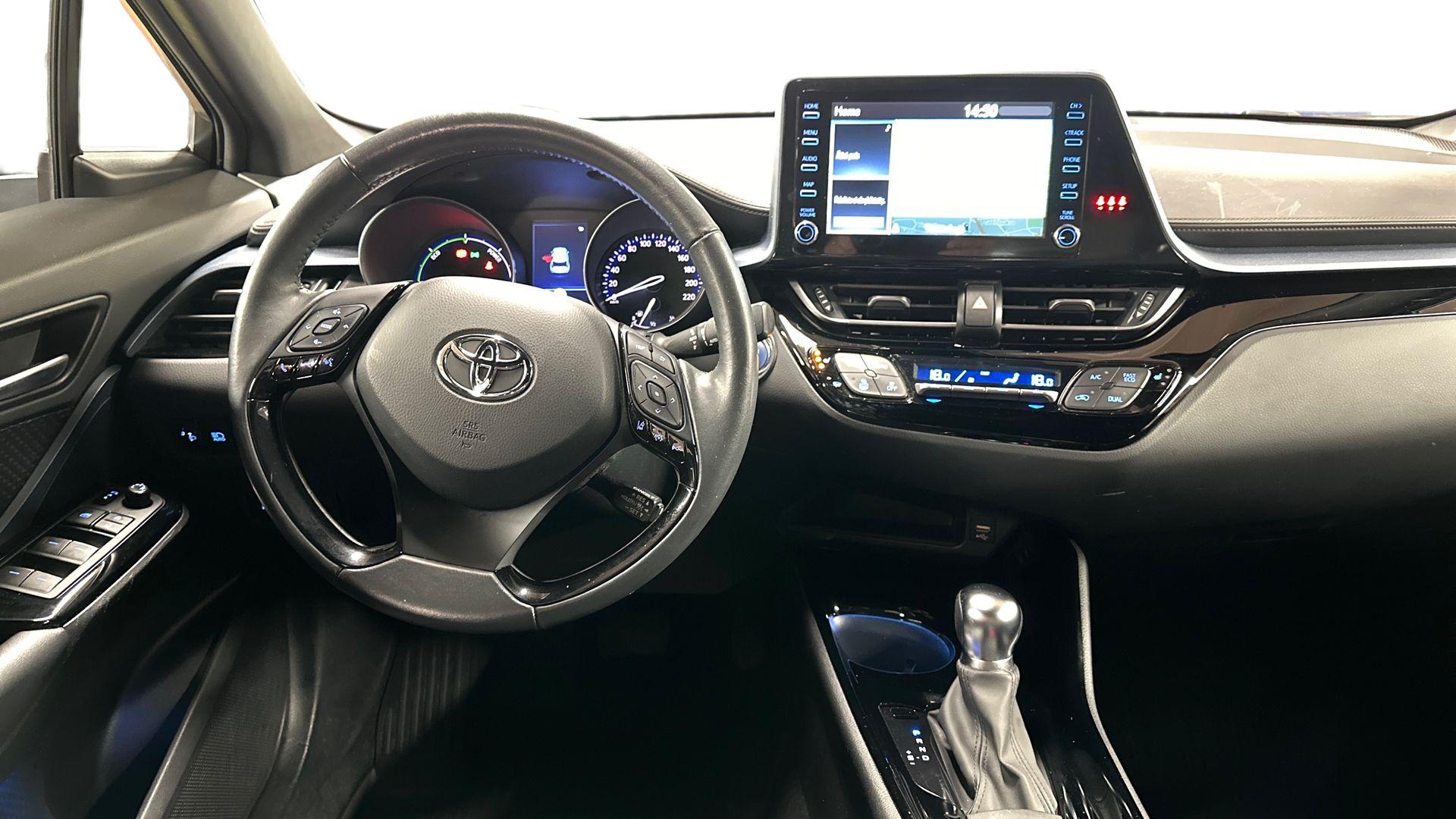 Toyota C-HR 13