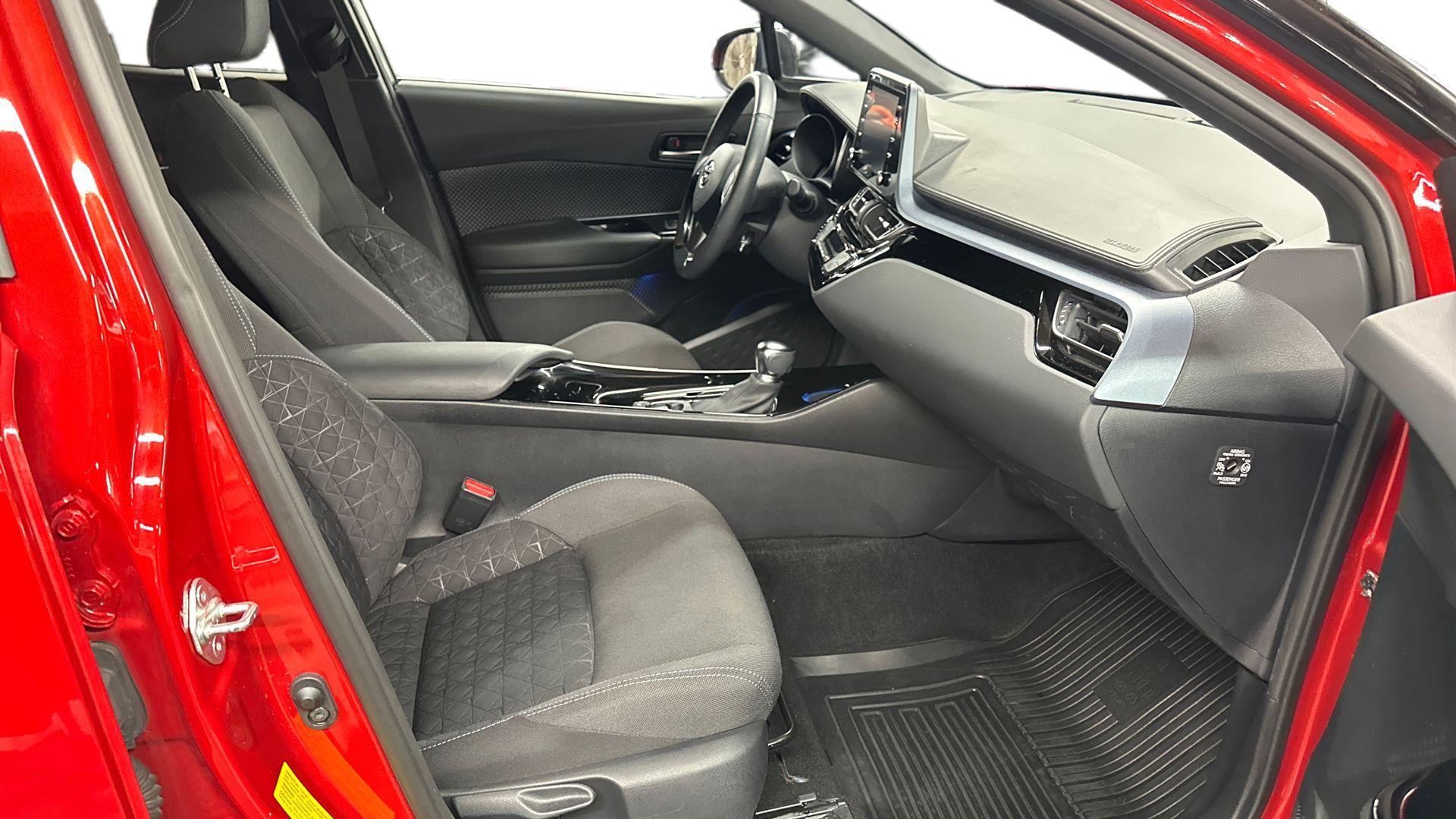 Toyota C-HR 19