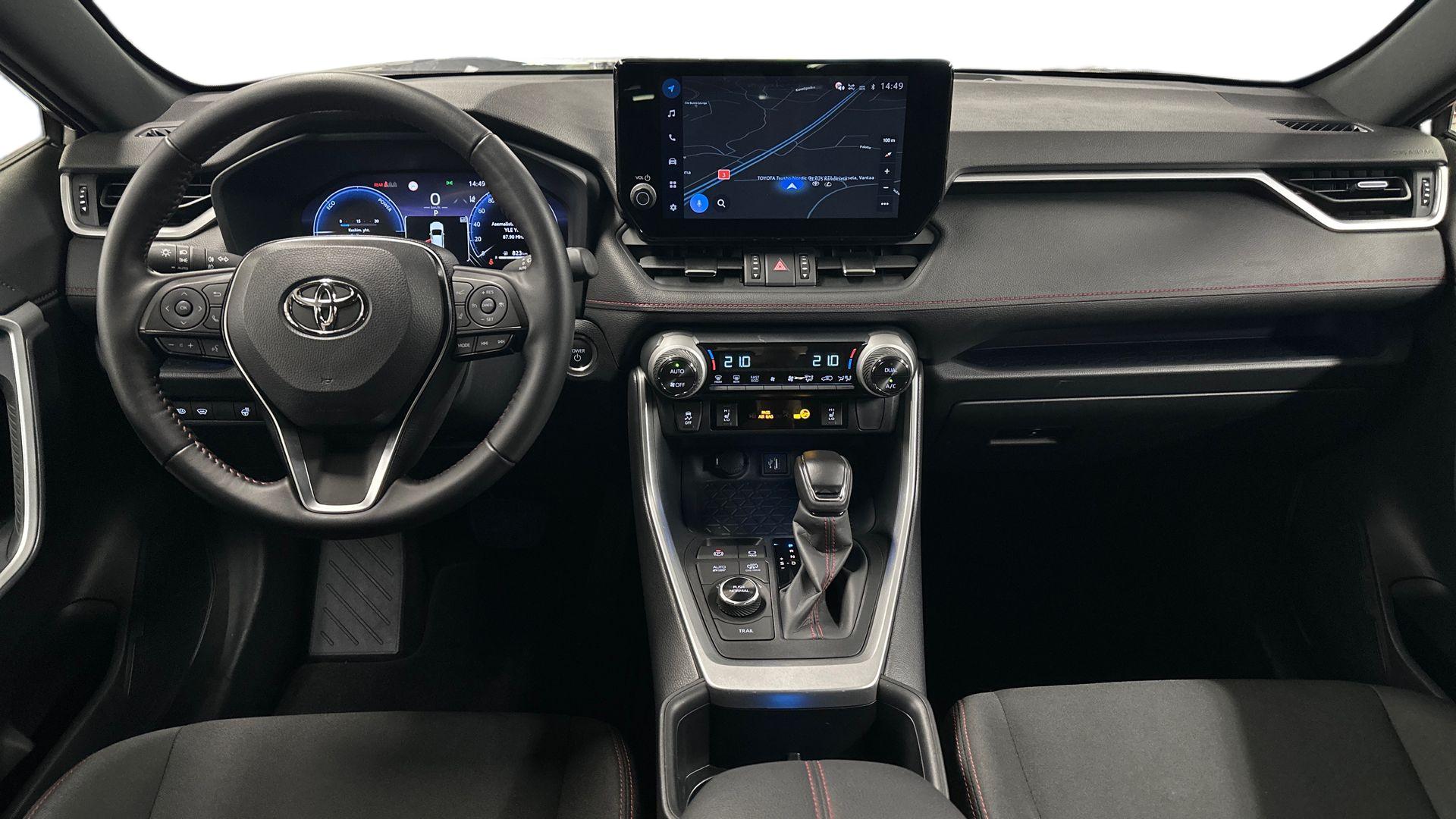 Toyota RAV4 Plug-in 12