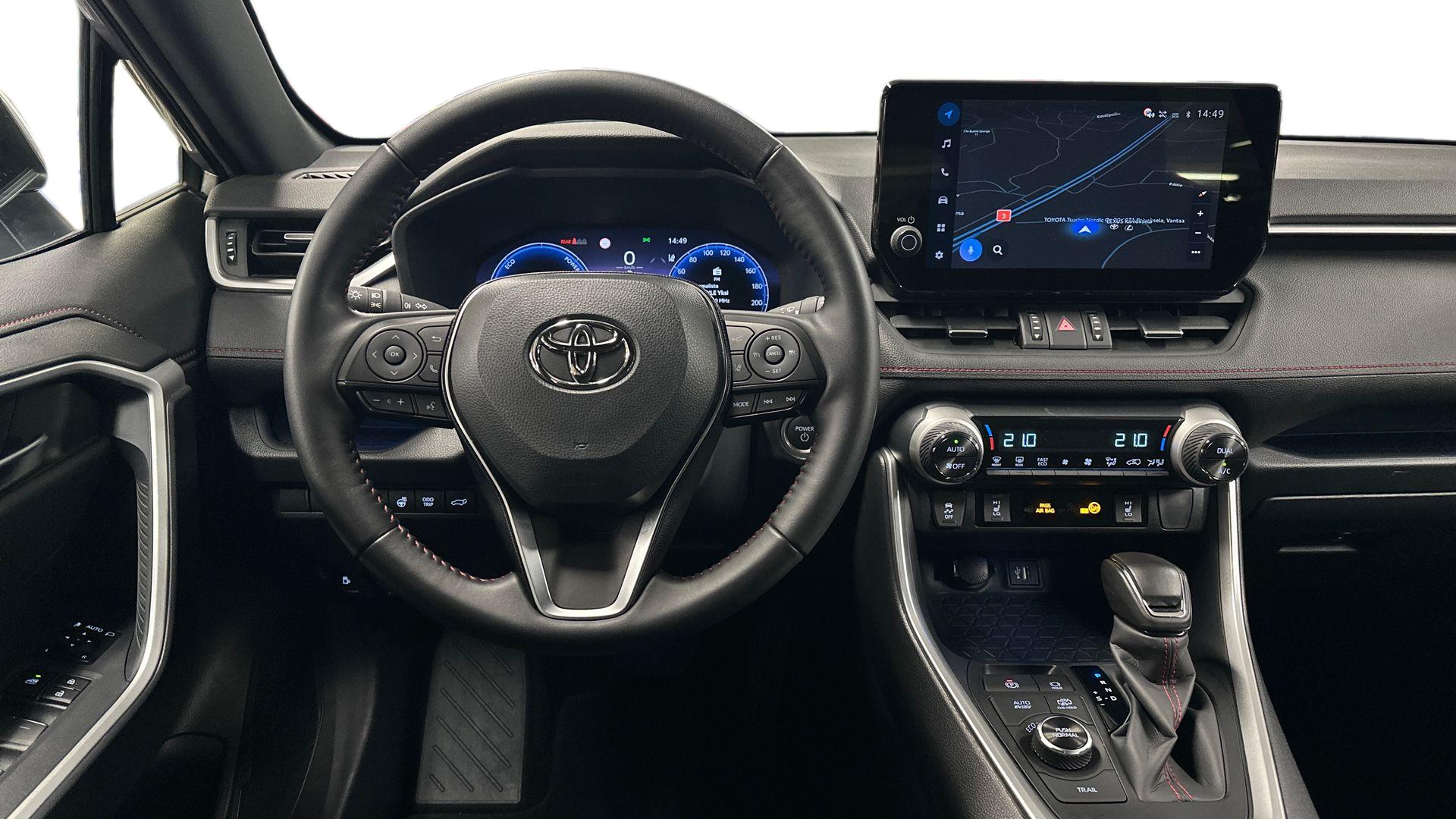 Toyota RAV4 Plug-in 13
