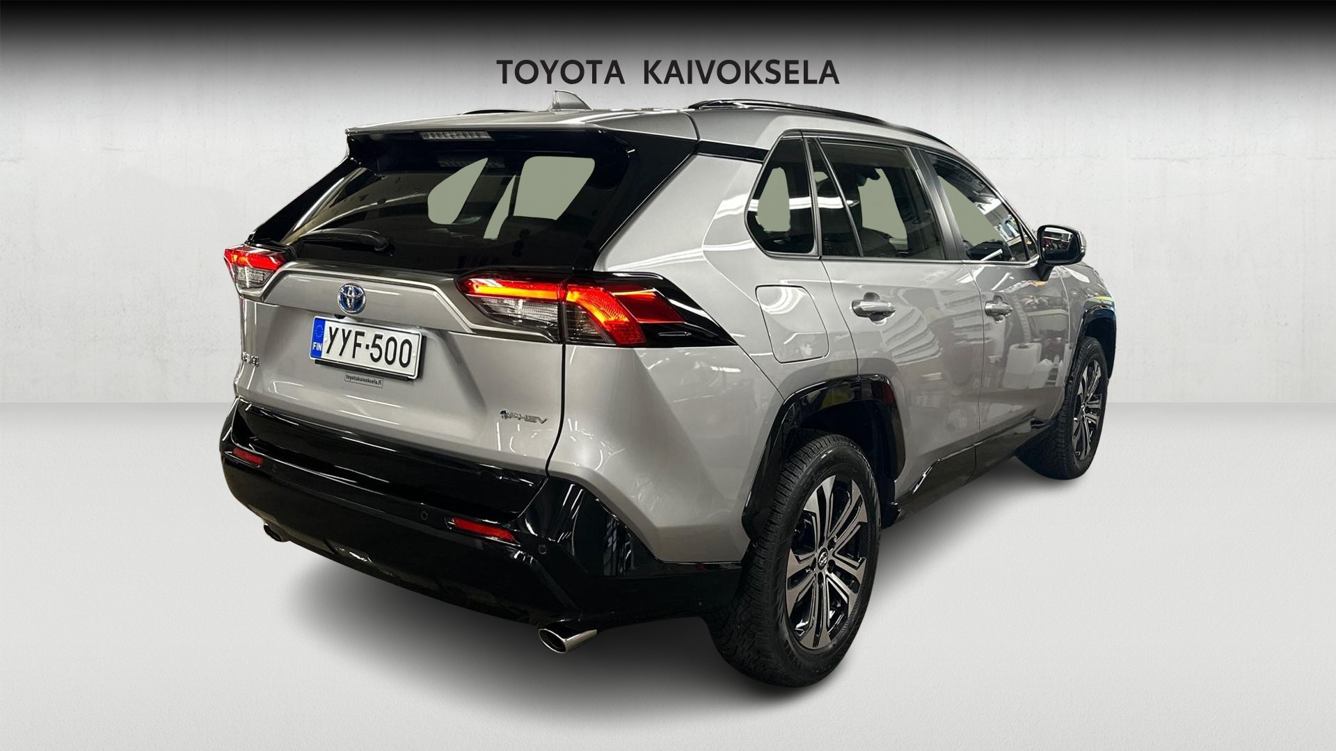 Toyota RAV4 Plug-in 7