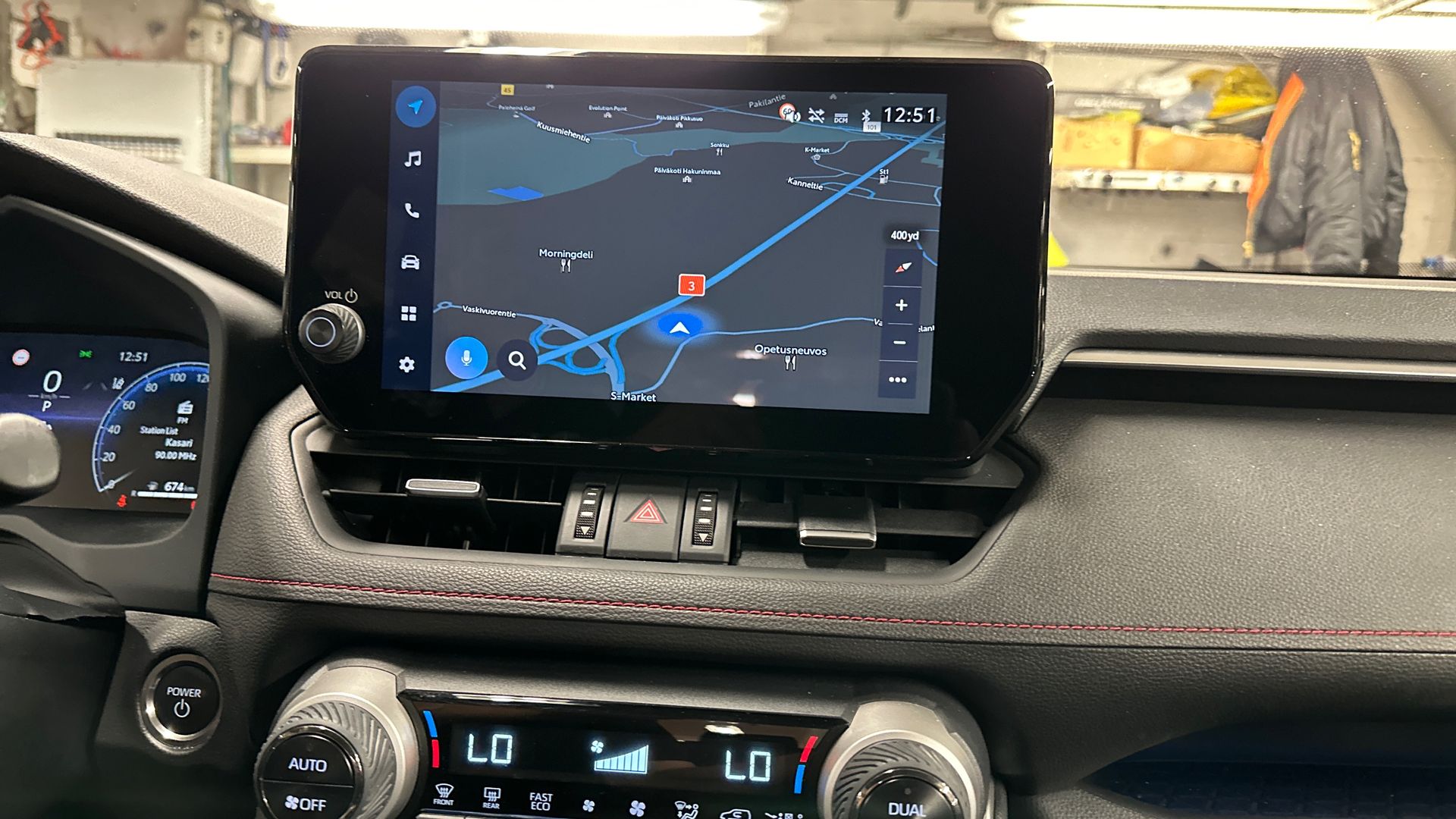 Toyota RAV4 Plug-in 2025