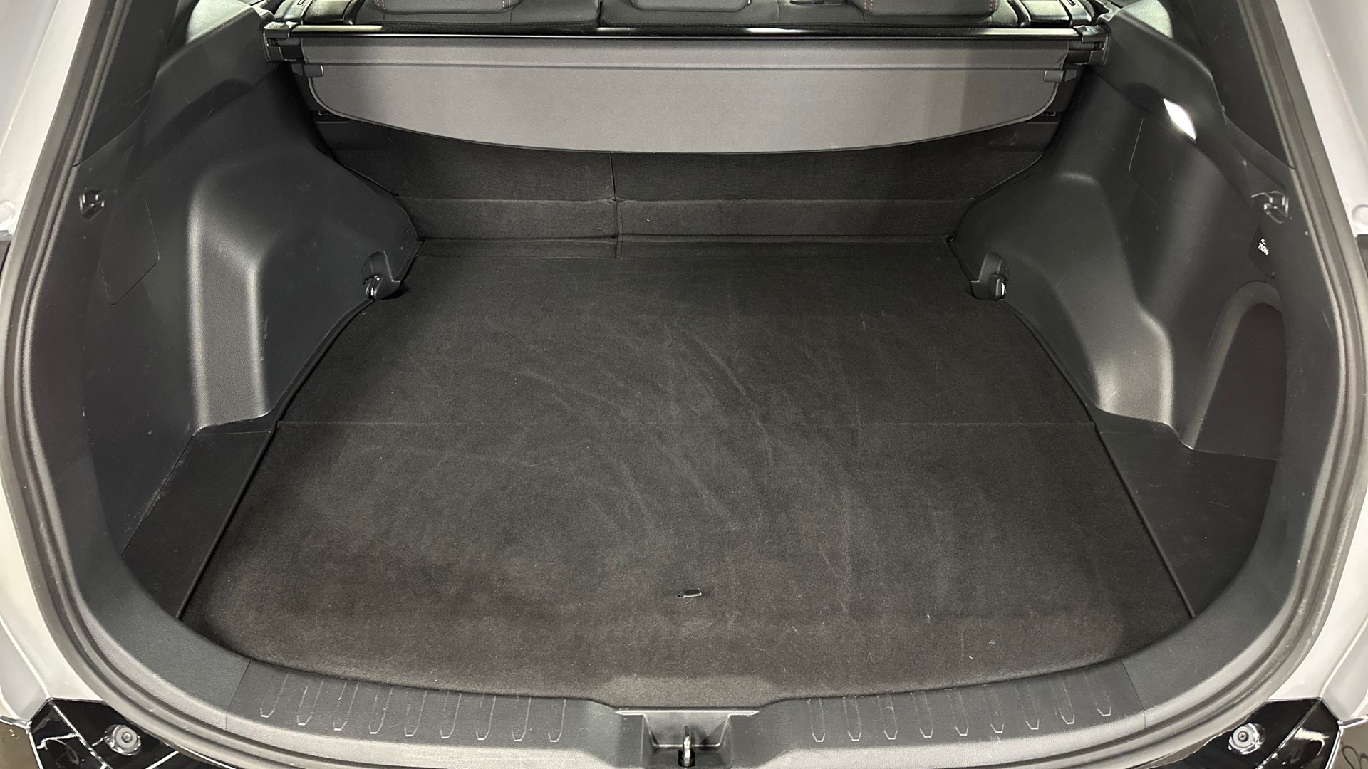 Toyota RAV4 Plug-in 2025