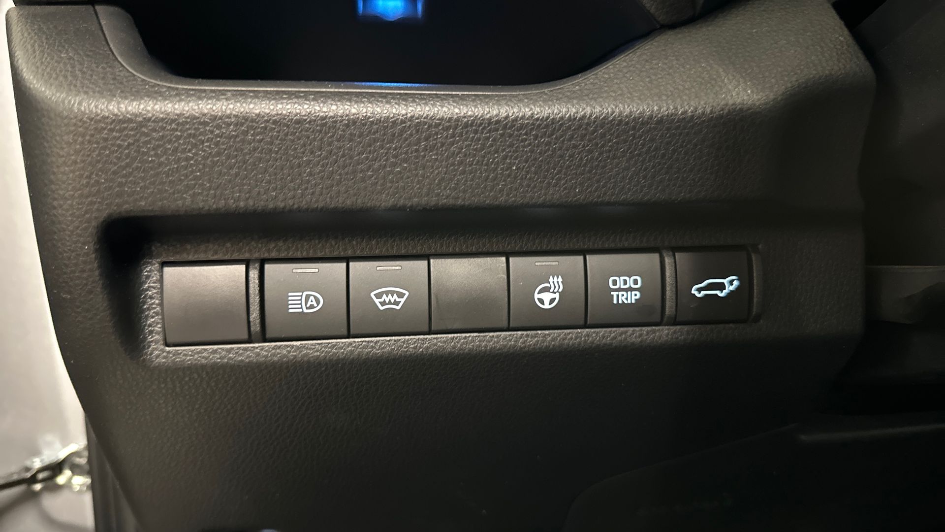 Toyota RAV4 Plug-in 2025