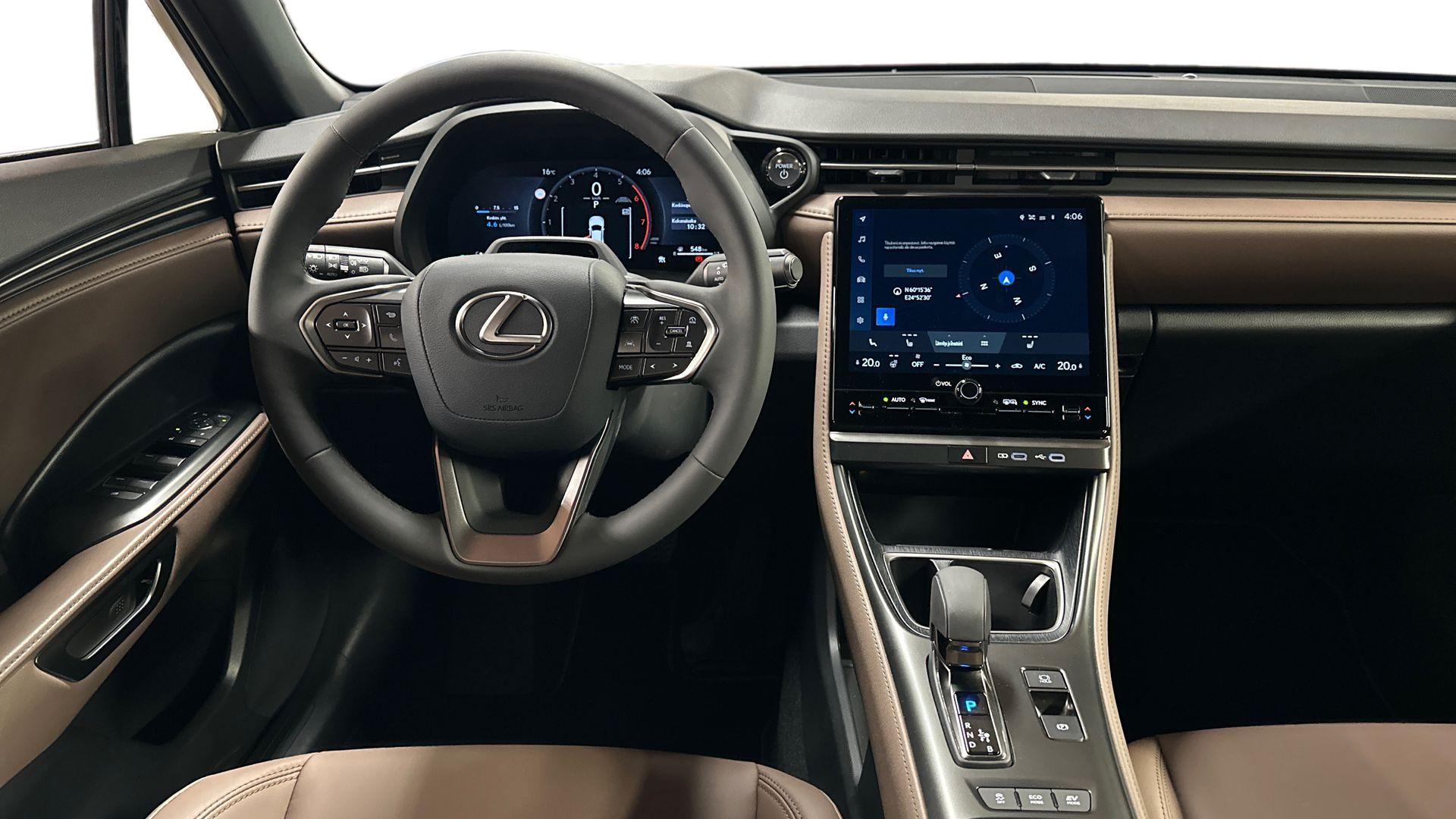 LEXUS LBX 11