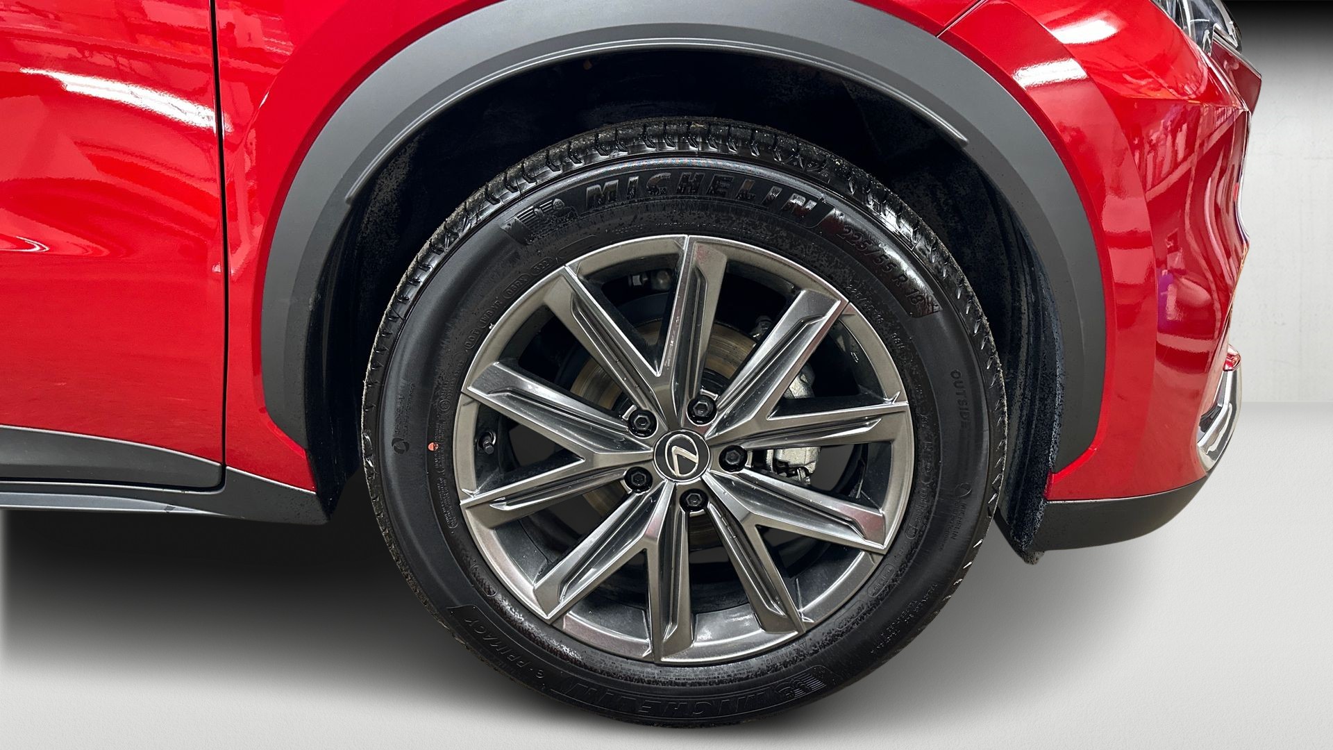 LEXUS LBX 18