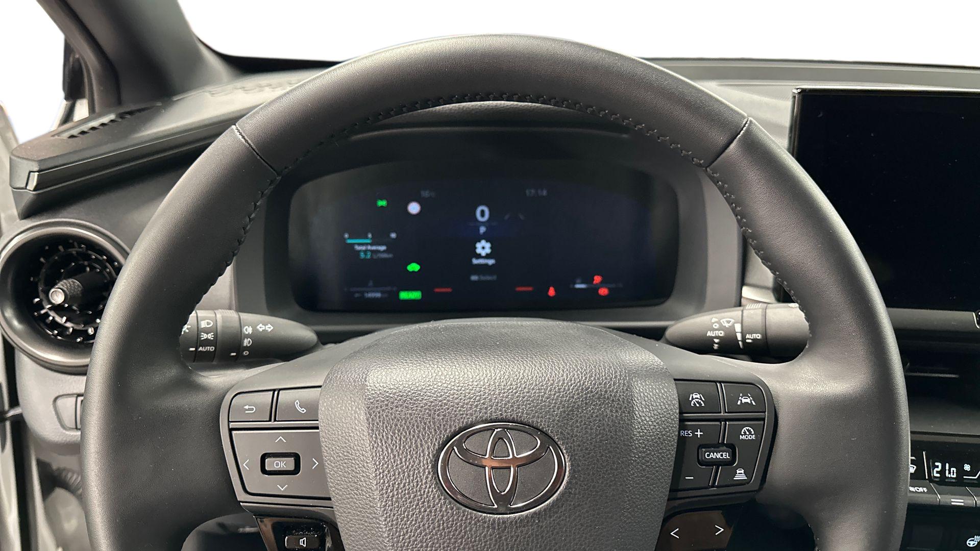 Toyota C-HR 2025