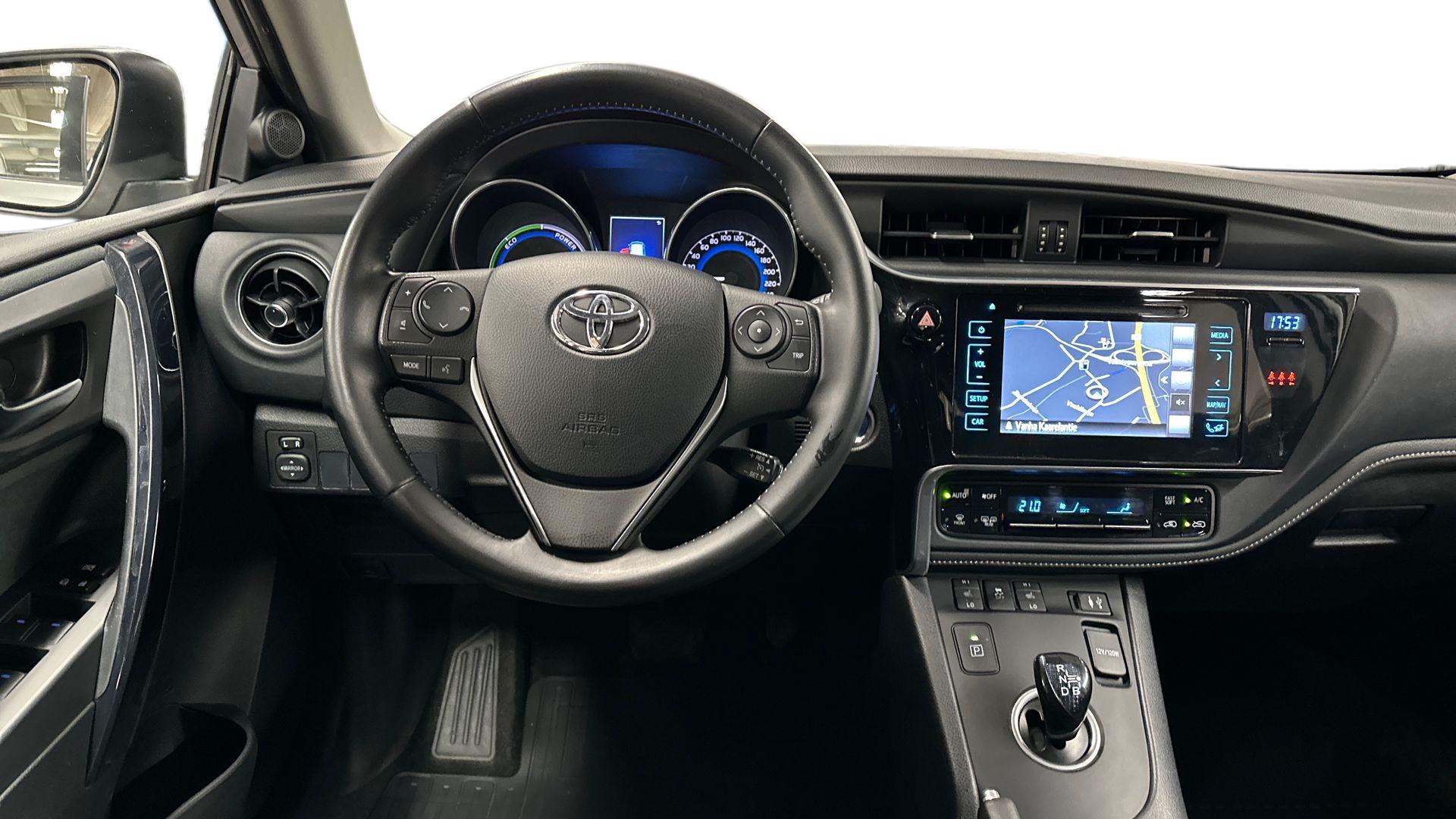Toyota Auris 2016