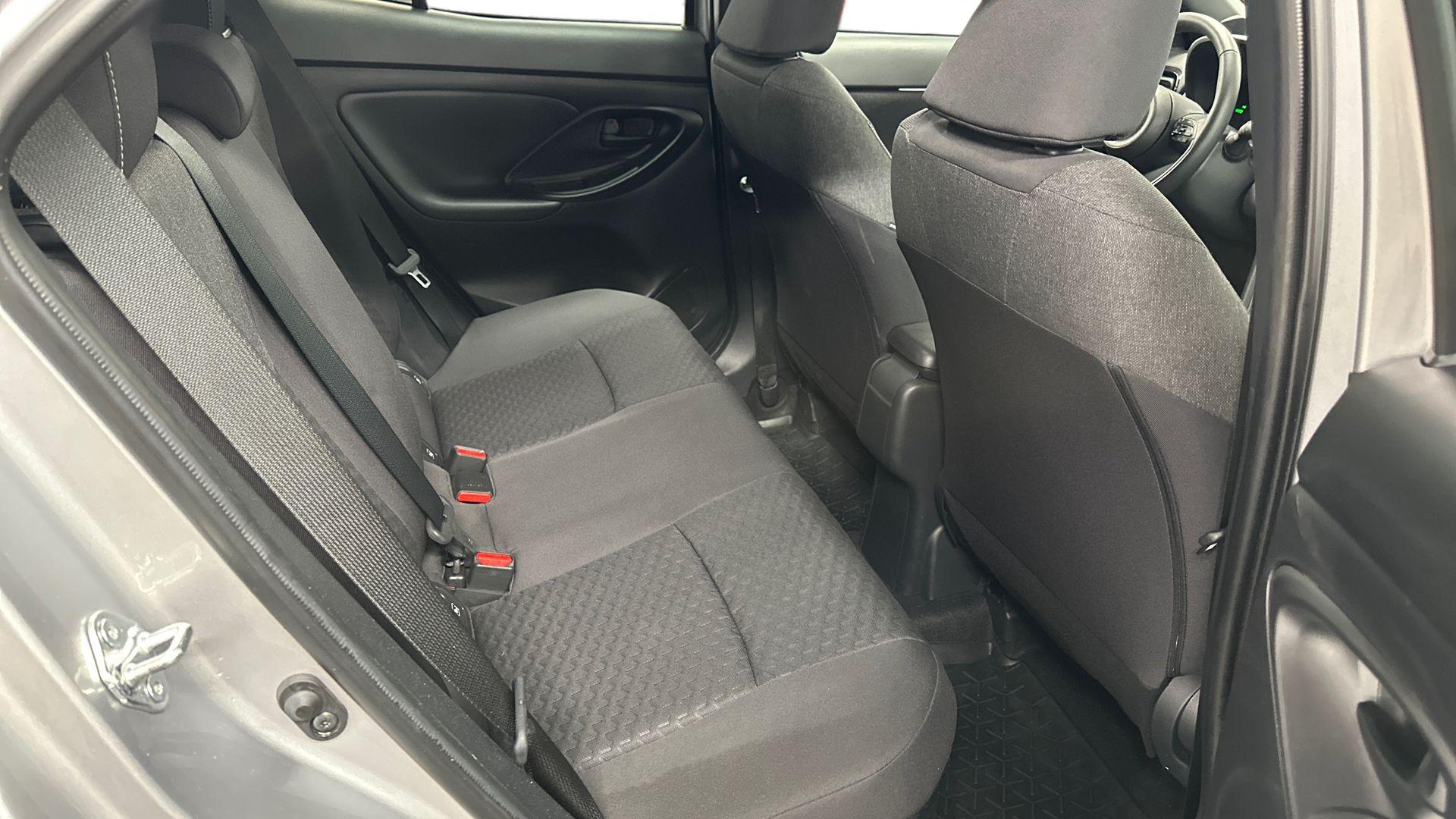 Toyota Yaris Cross 18