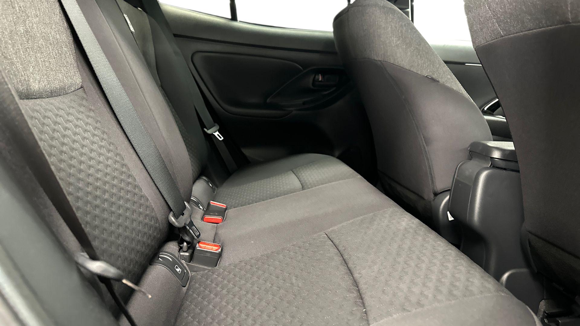 Toyota Yaris Cross 18