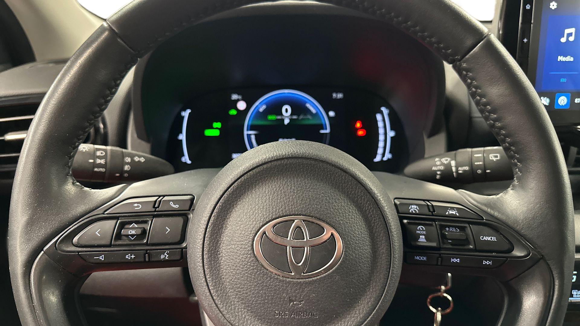 Toyota Yaris 14