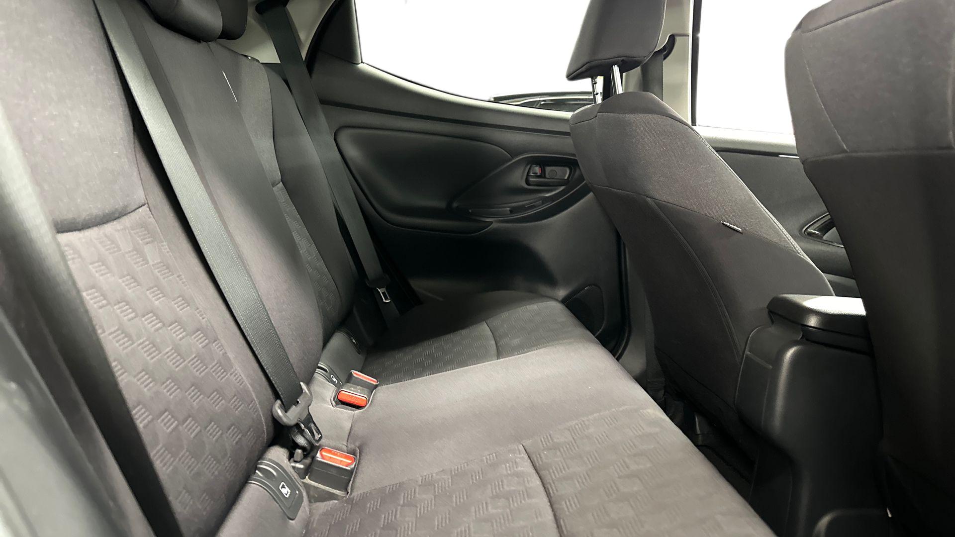 Toyota Yaris 18