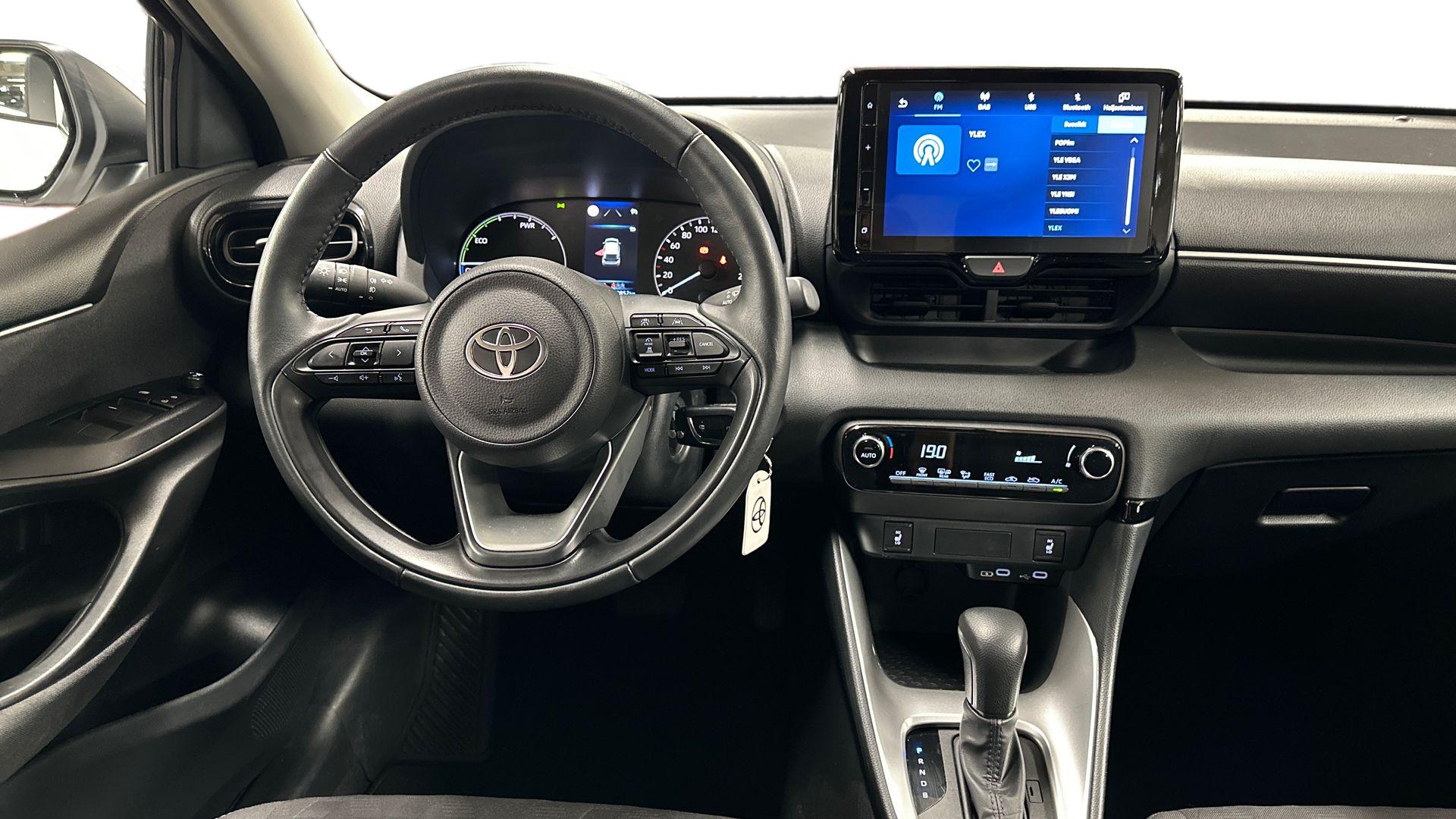 Toyota Yaris 13