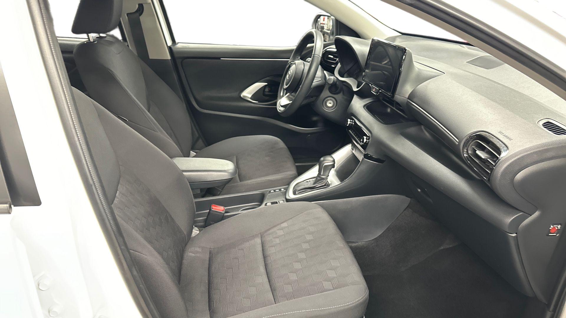 Toyota Yaris 19
