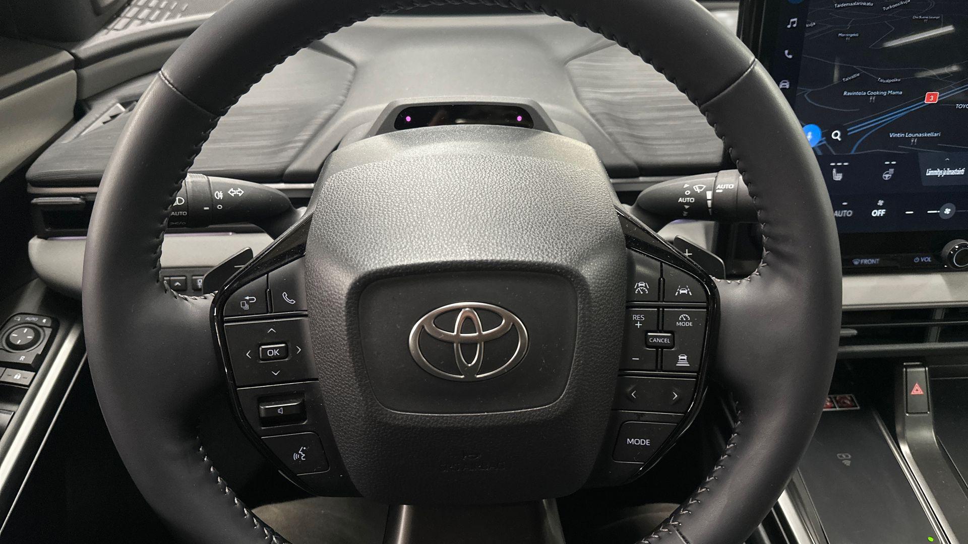 Toyota C-HR+ 14