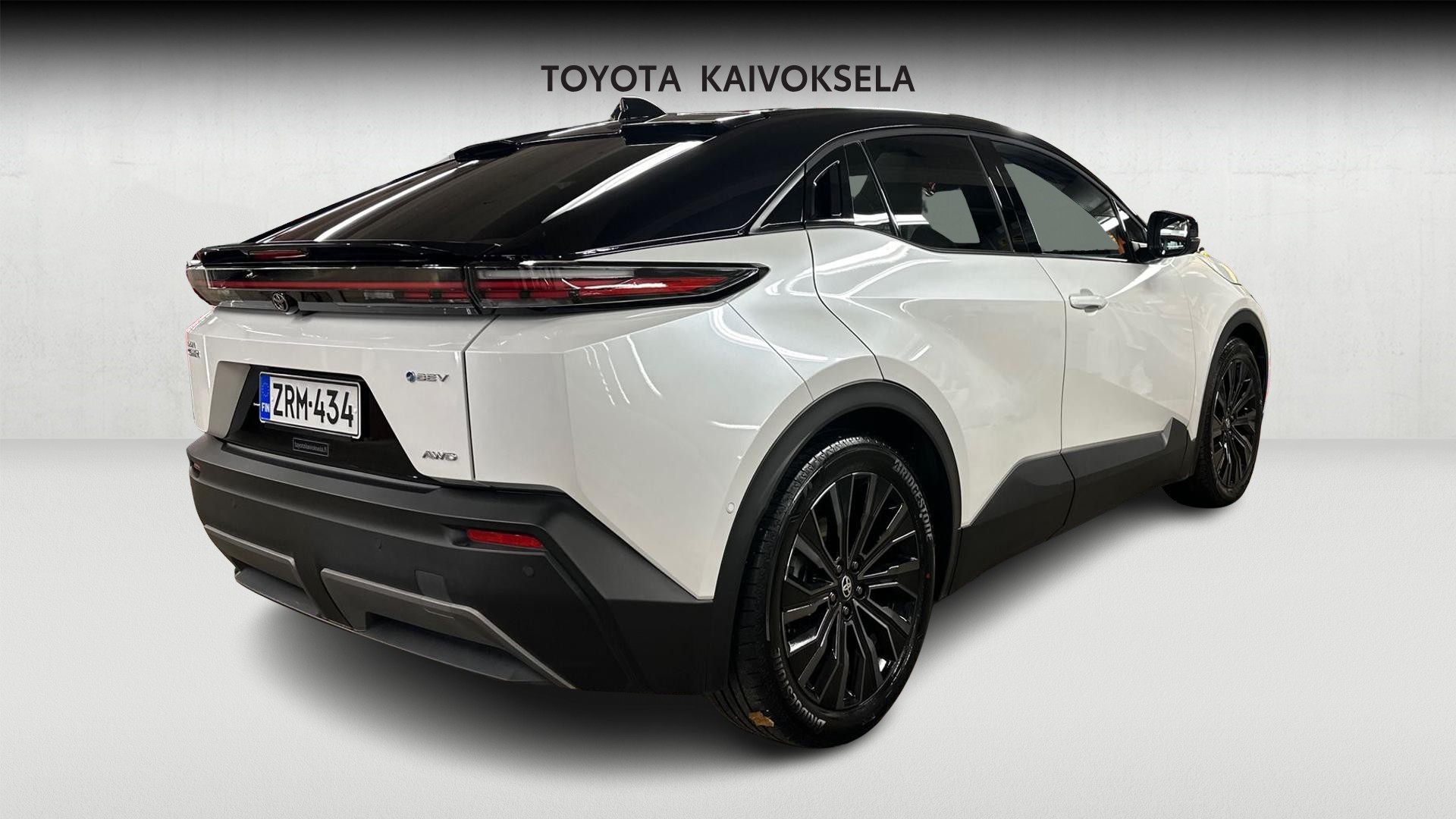 Toyota C-HR+ 7