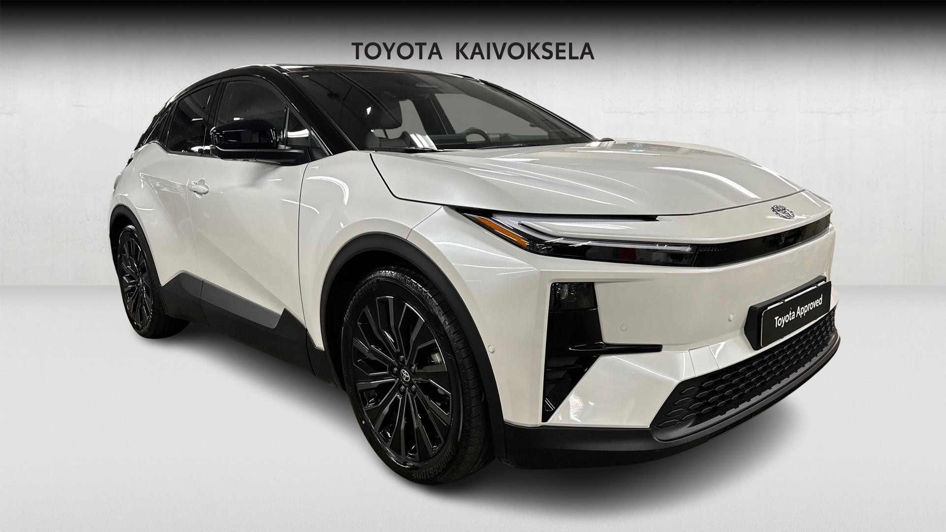 Toyota C-HR+ 8