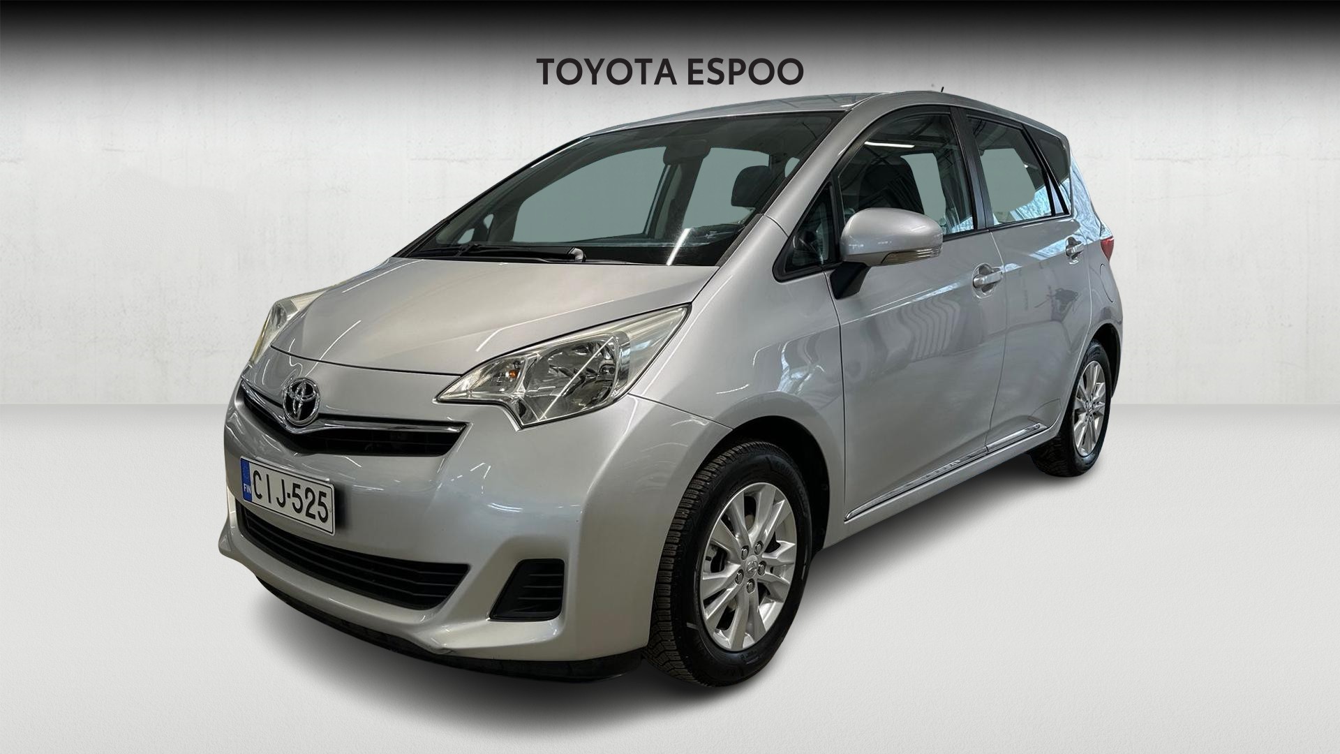 Toyota Verso-S 2011