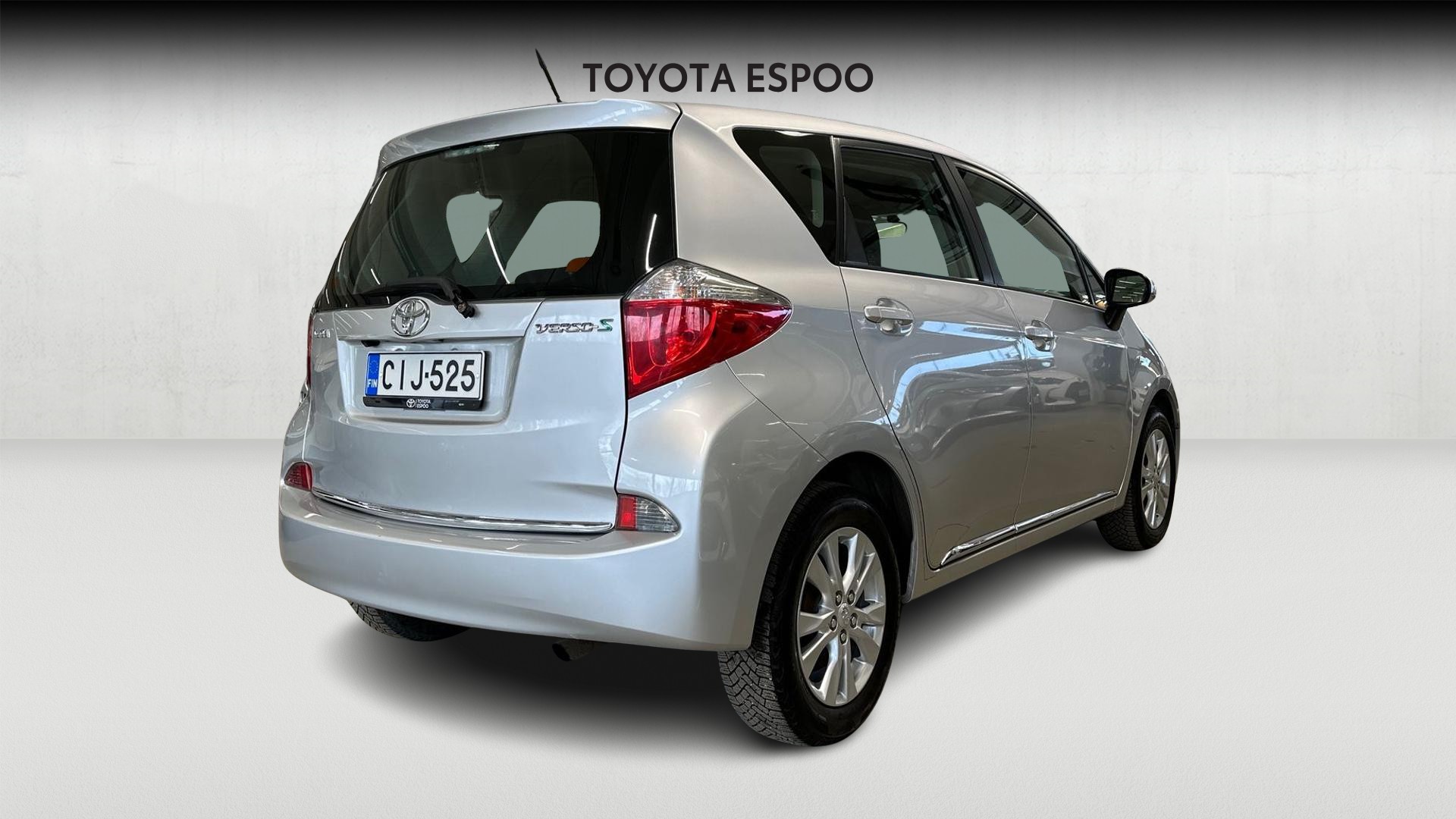 Toyota Verso-S 2011