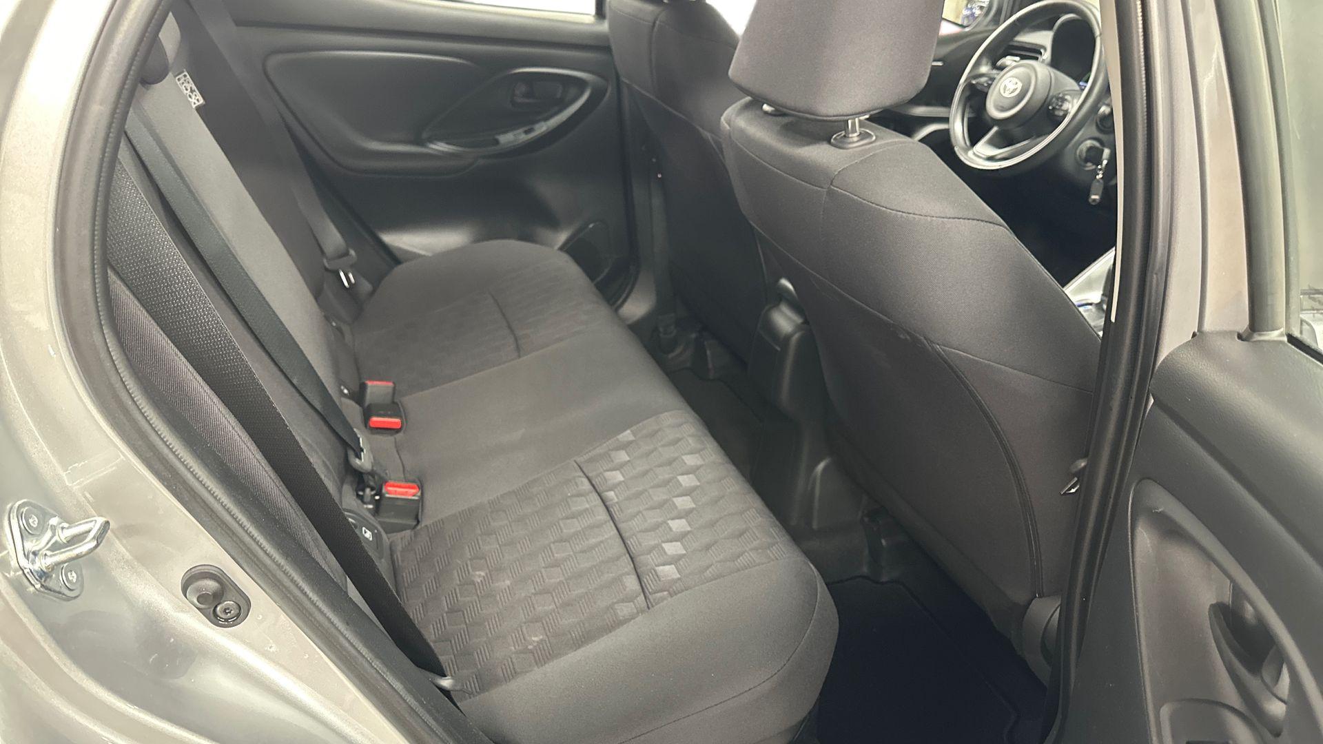 Toyota Yaris 18