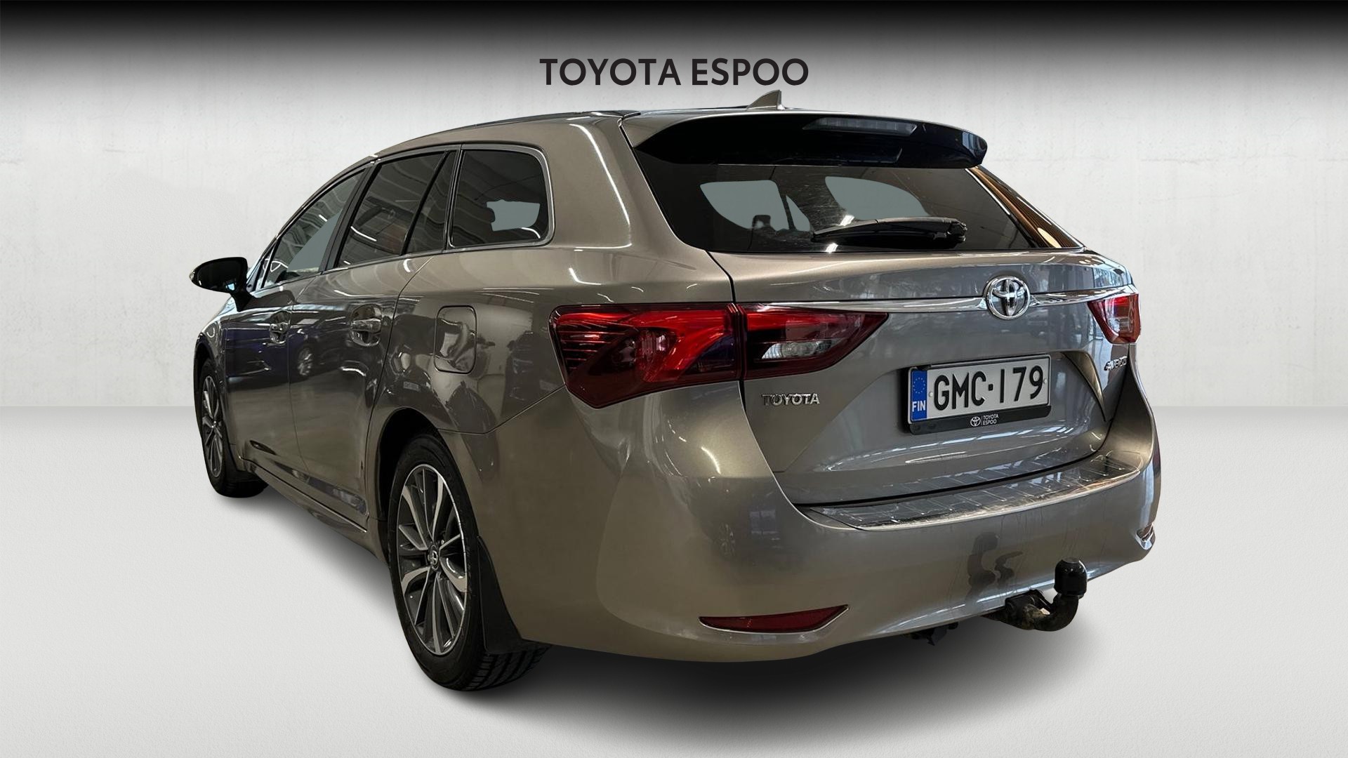 Toyota Avensis 2016