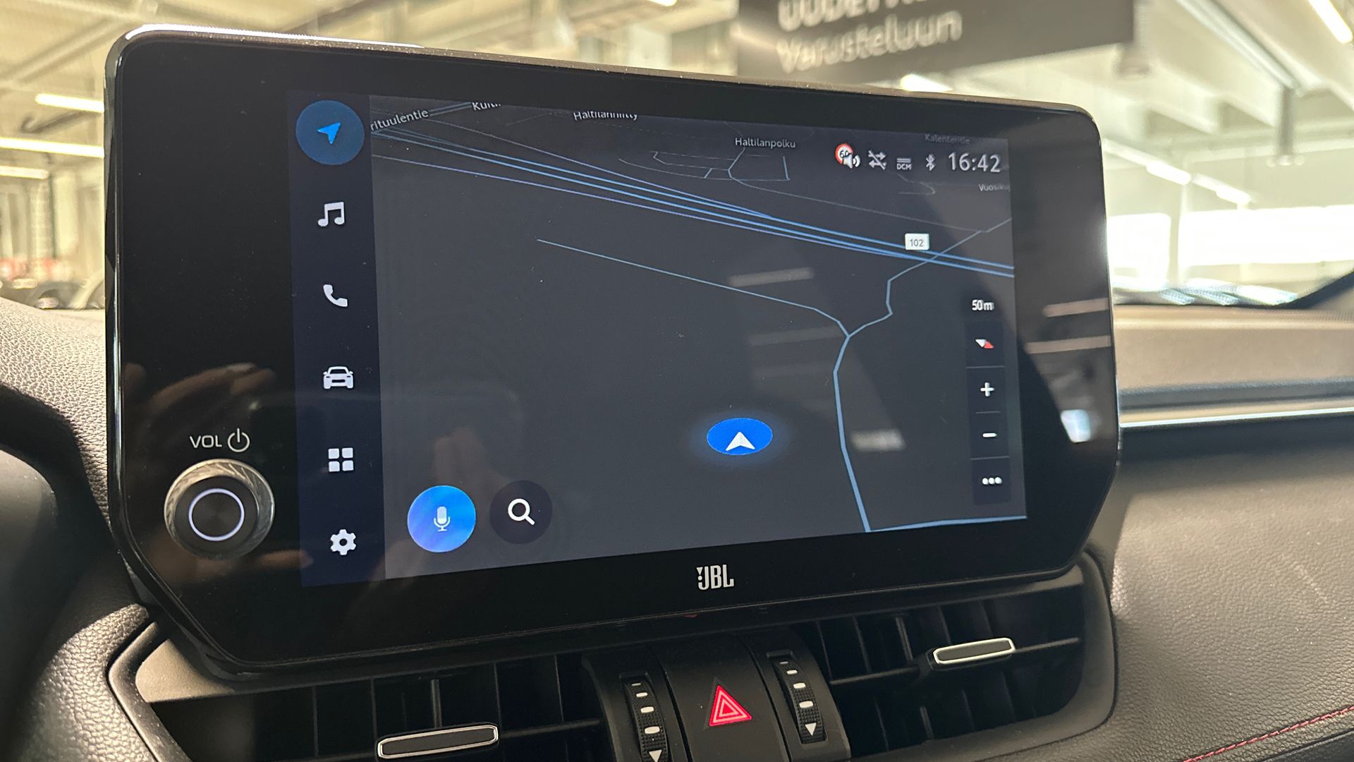 Toyota RAV4 Plug-in 2025