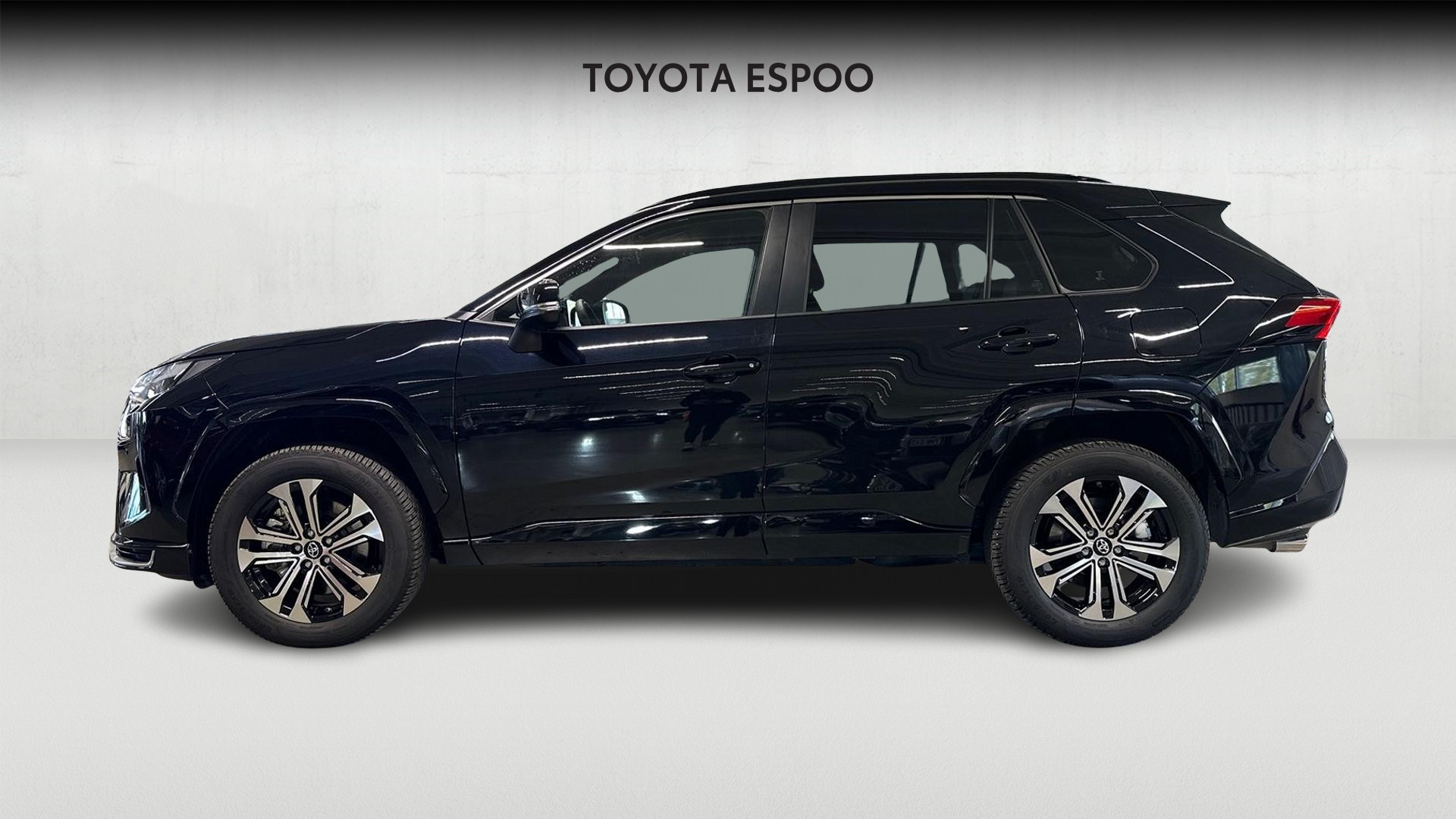 Toyota RAV4 Plug-in 2025