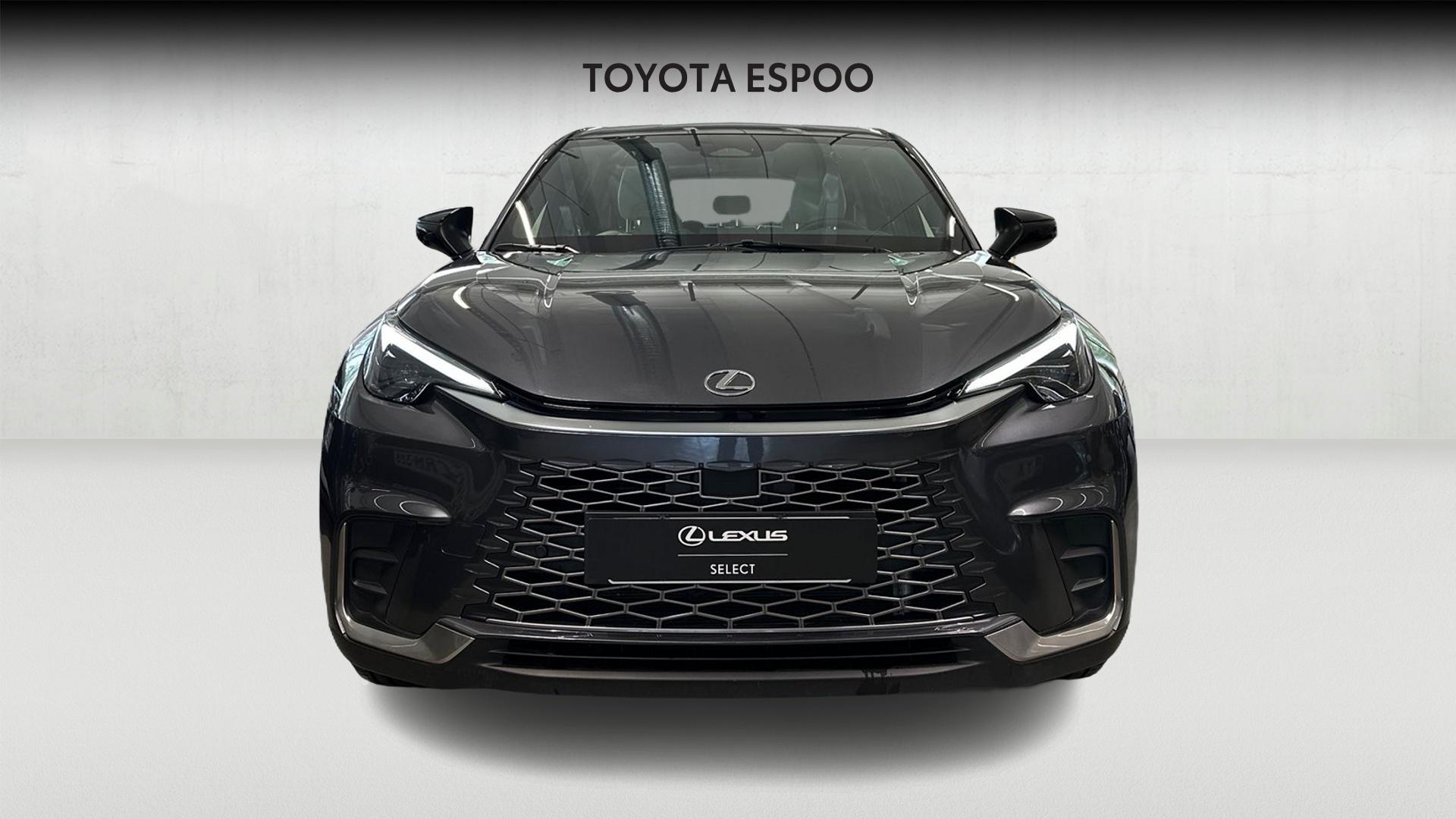 Lexus LBX 2025